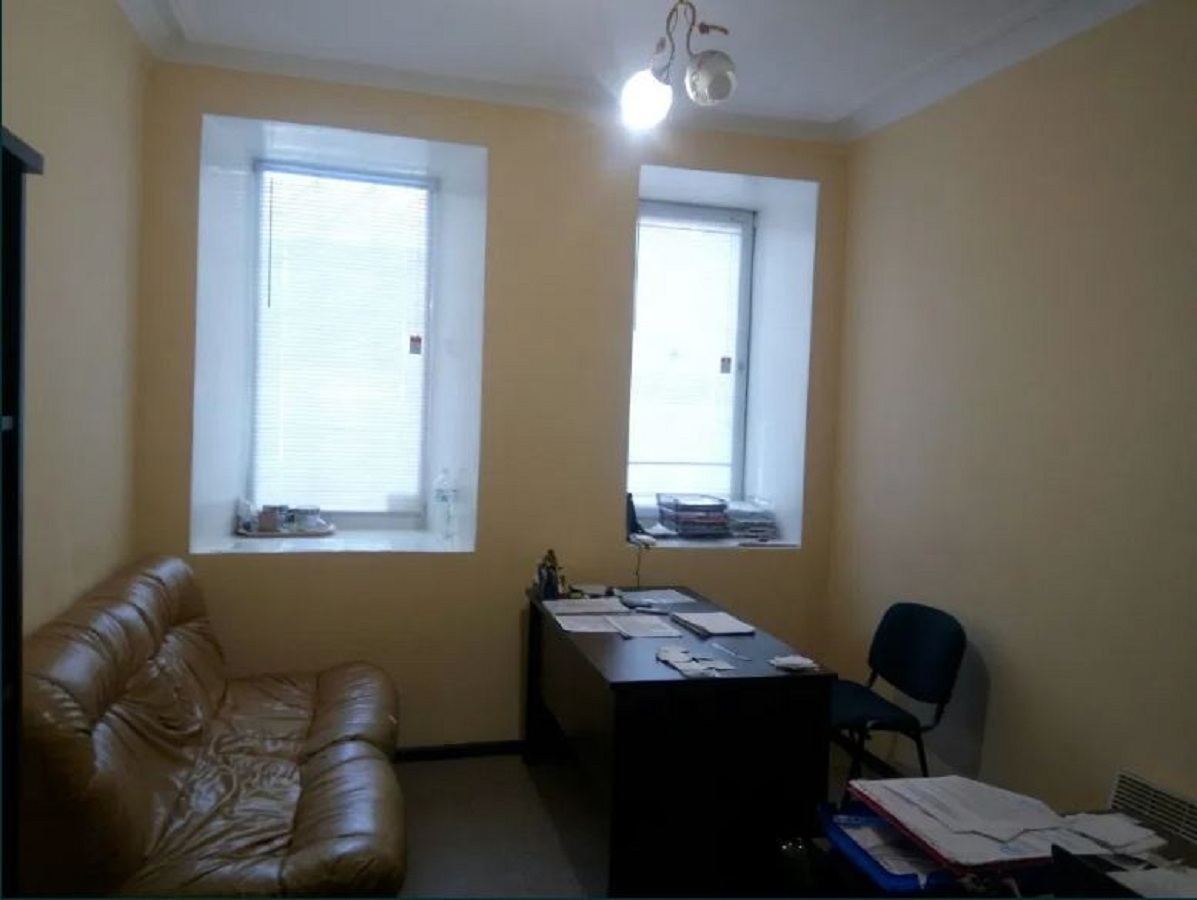 Коммерческая недвижимость на ул. Колонтаевская, 40 м², 30 000$ — FAKTOR