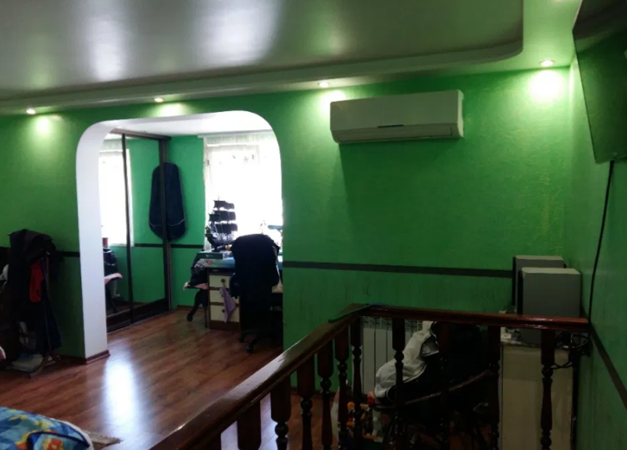 Квартира на вул. Бреуса, 47 м², 40 000$ — FAKTOR