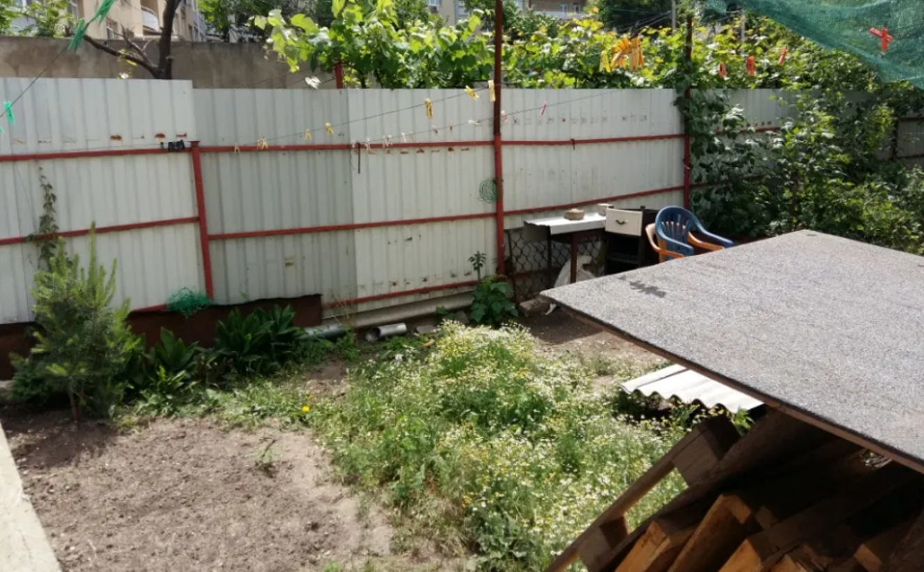 Квартира на вул. Бреуса, 47 м², 40 000$ — FAKTOR