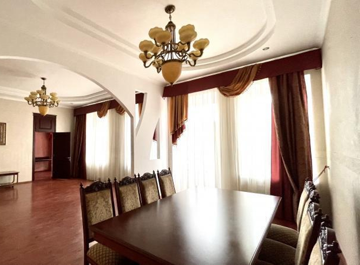 Квартира на вул. Малая Арнаутская, 134 м², 160 000$ — FAKTOR