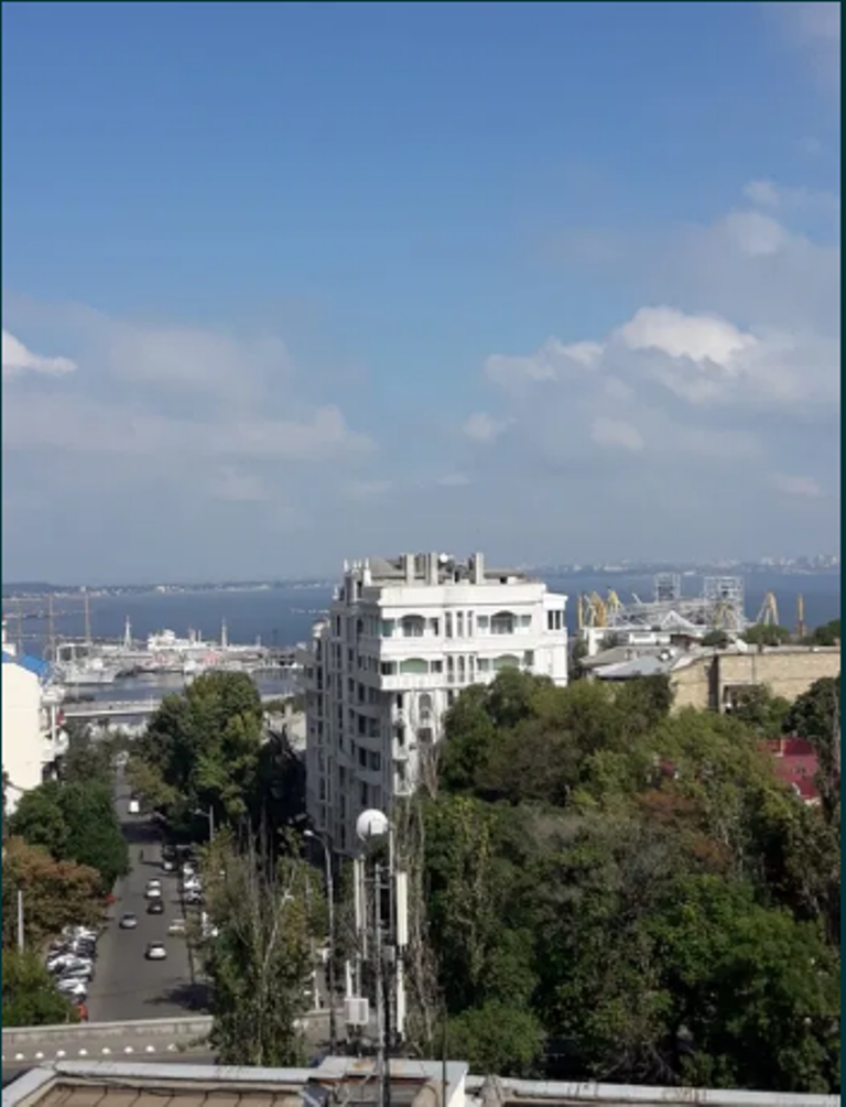 Квартира на ул. Военный Спуск, 125 м², 390 000$ — FAKTOR