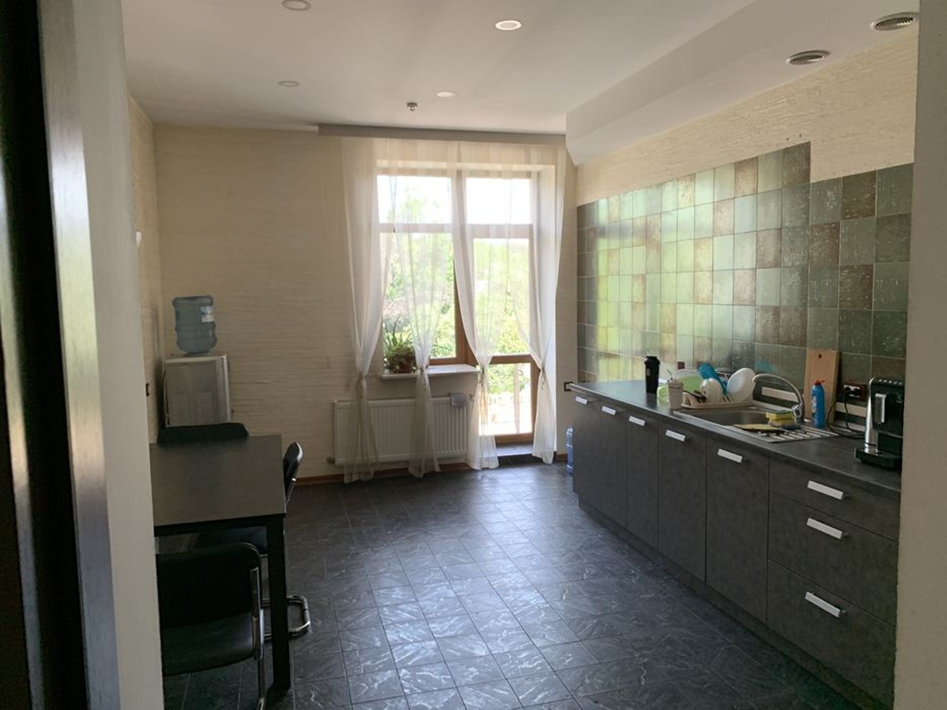 Коммерческая недвижимость на ул. Толбухина, 1510 м², 1 300 000$ — FAKTOR