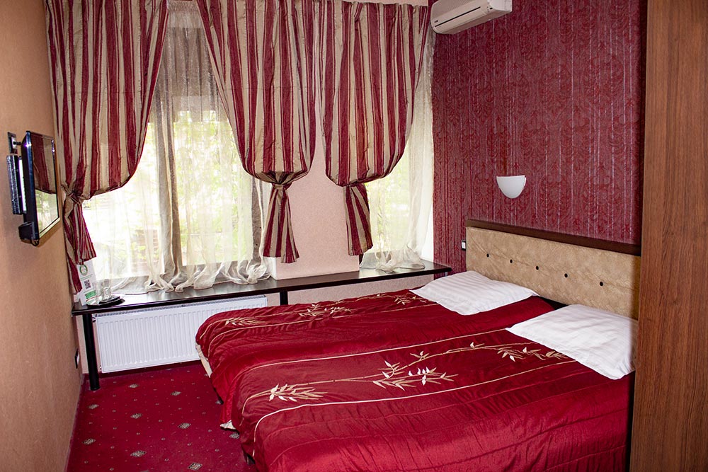 Коммерческая недвижимость на ул. Екатерининская, 270 м², 650 000$ — FAKTOR