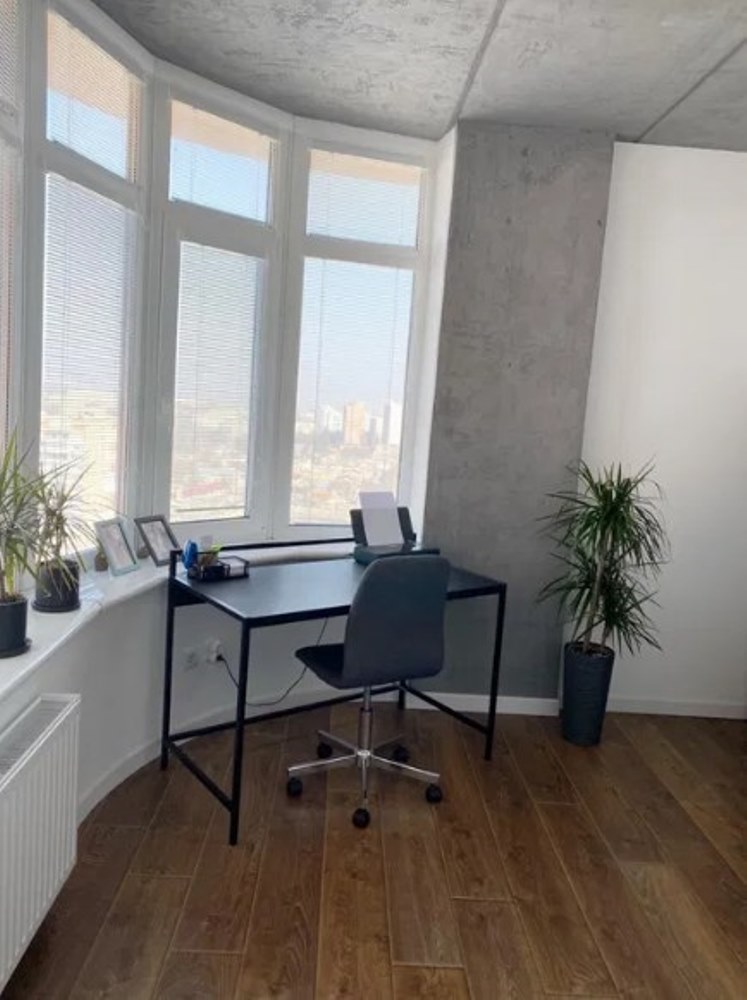 Квартира на вул. Средняя, 140 м², 146 000$ — FAKTOR