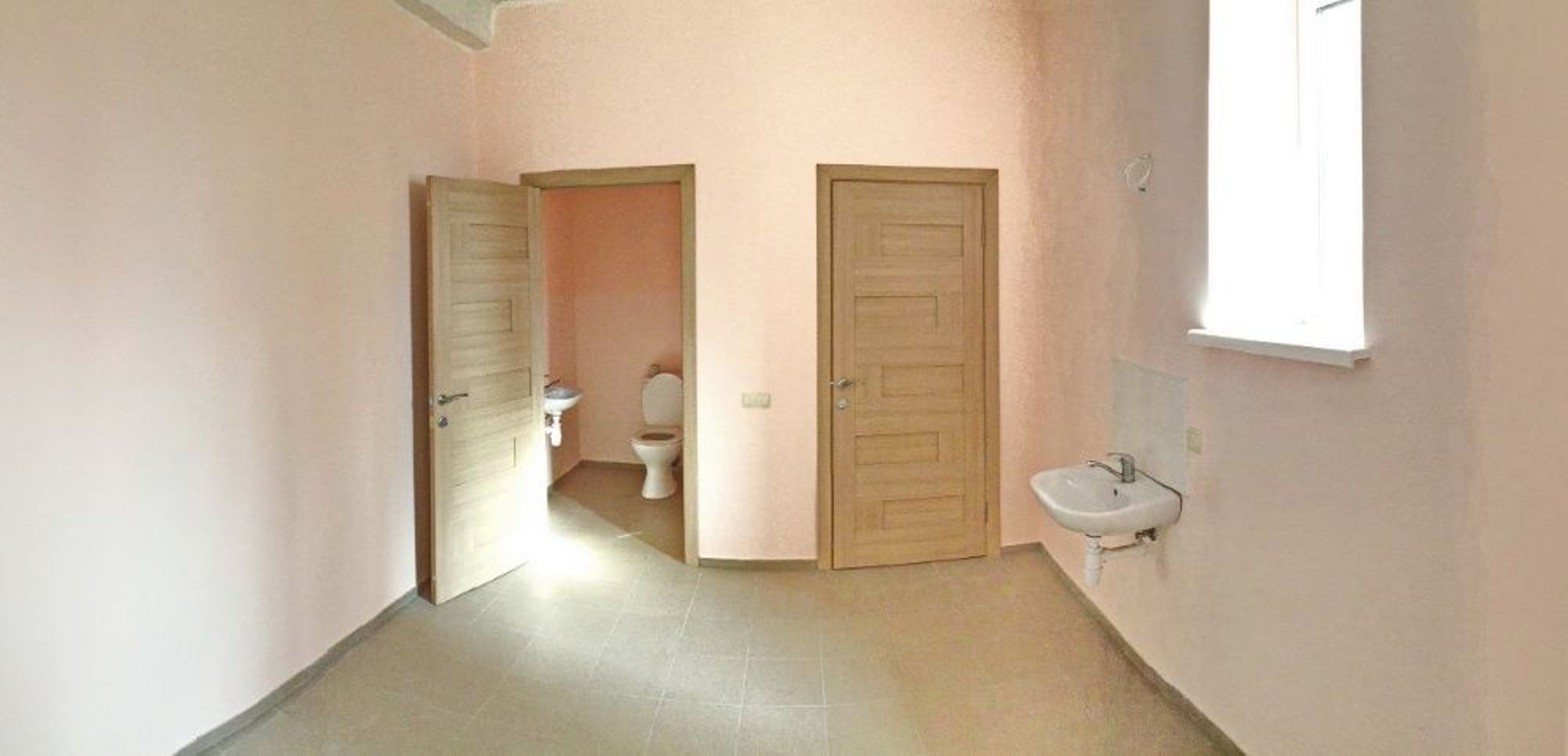 Коммерческая недвижимость на ул. Церковная, 703 м², 280 000$ — FAKTOR