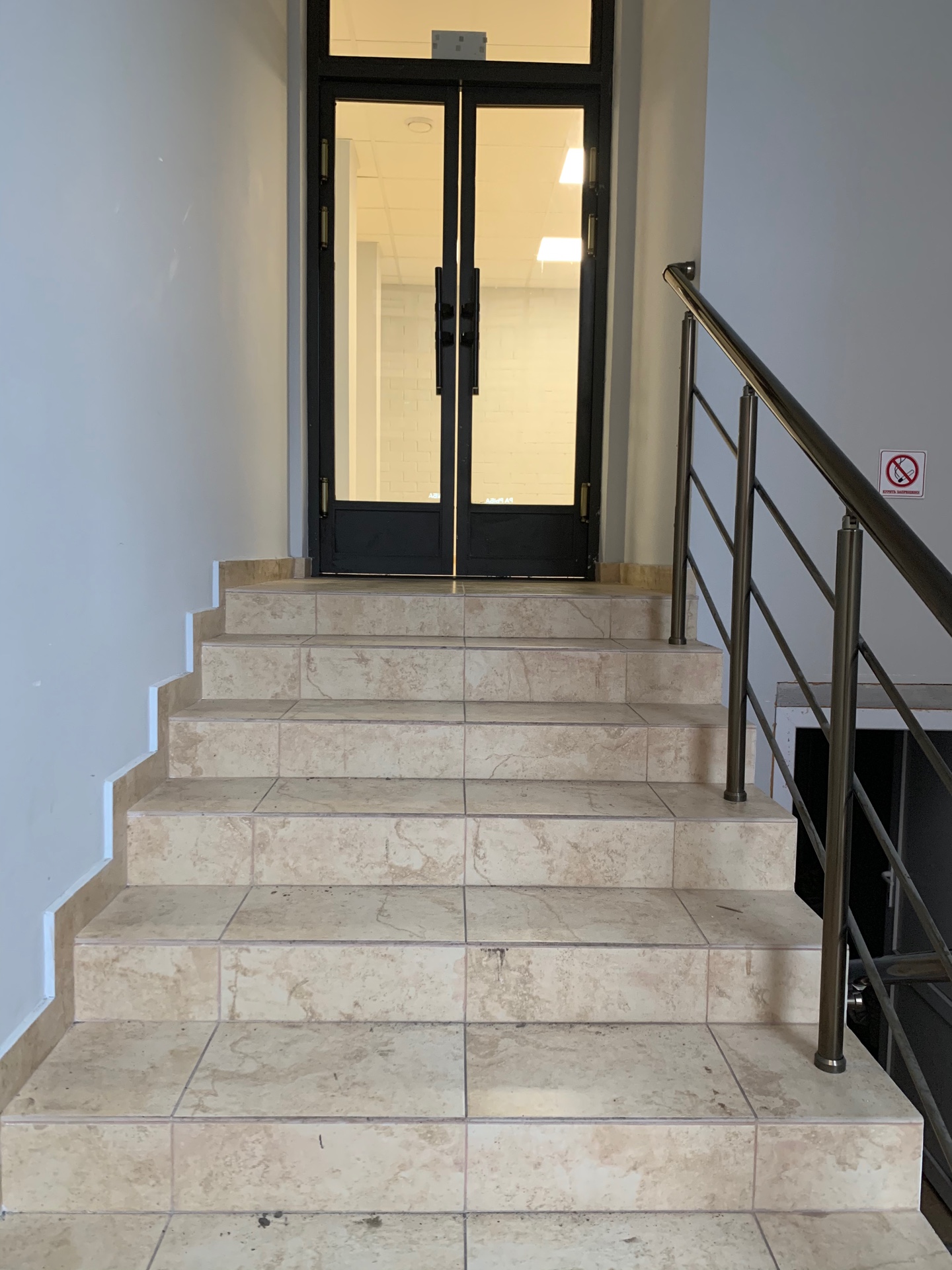 Коммерческая недвижимость на ул. Армейская, 550 м², 580 000$ — FAKTOR