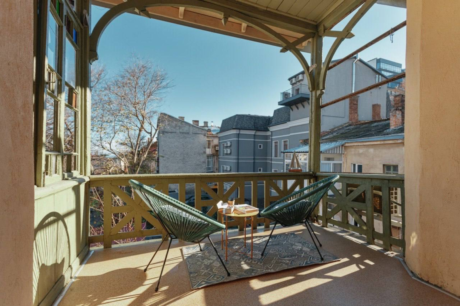 Коммерческая недвижимость на ул. Уютная, 420 м², 1 300 000$ — FAKTOR