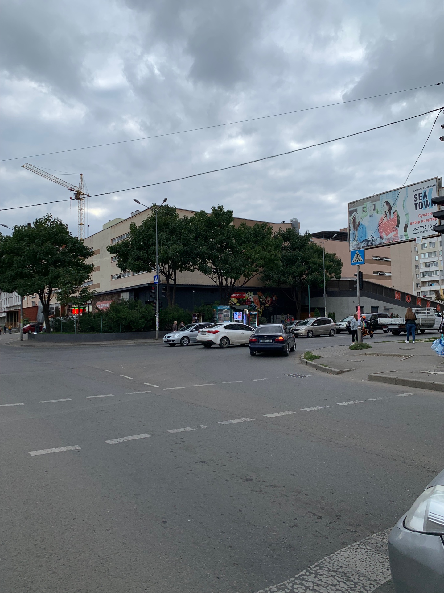 Комерційна нерухомість на вул. Сахарова Академика, 903 м², 1 128 750$ — FAKTOR