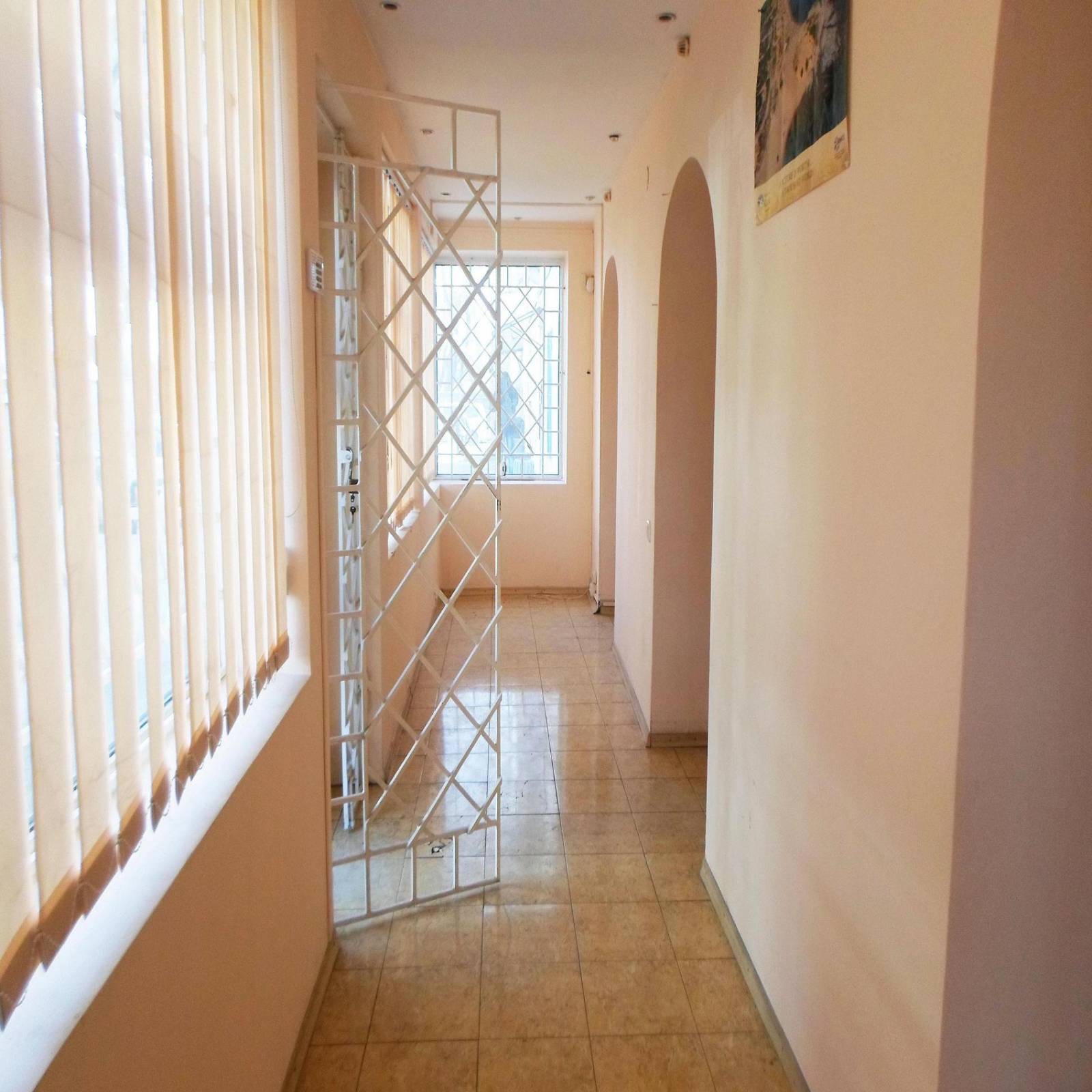 Коммерческая недвижимость на ул. Базарная, 80 м², 80 000$ — FAKTOR