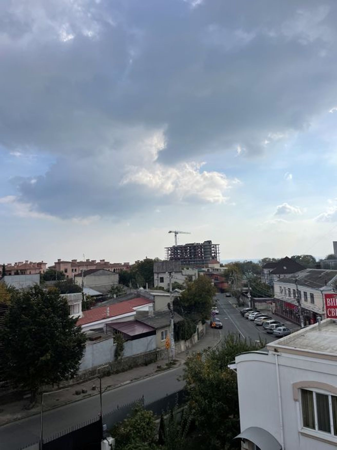Коммерческая недвижимость на ул. Золотой берег, 1000 м², 1 500 000$ — FAKTOR