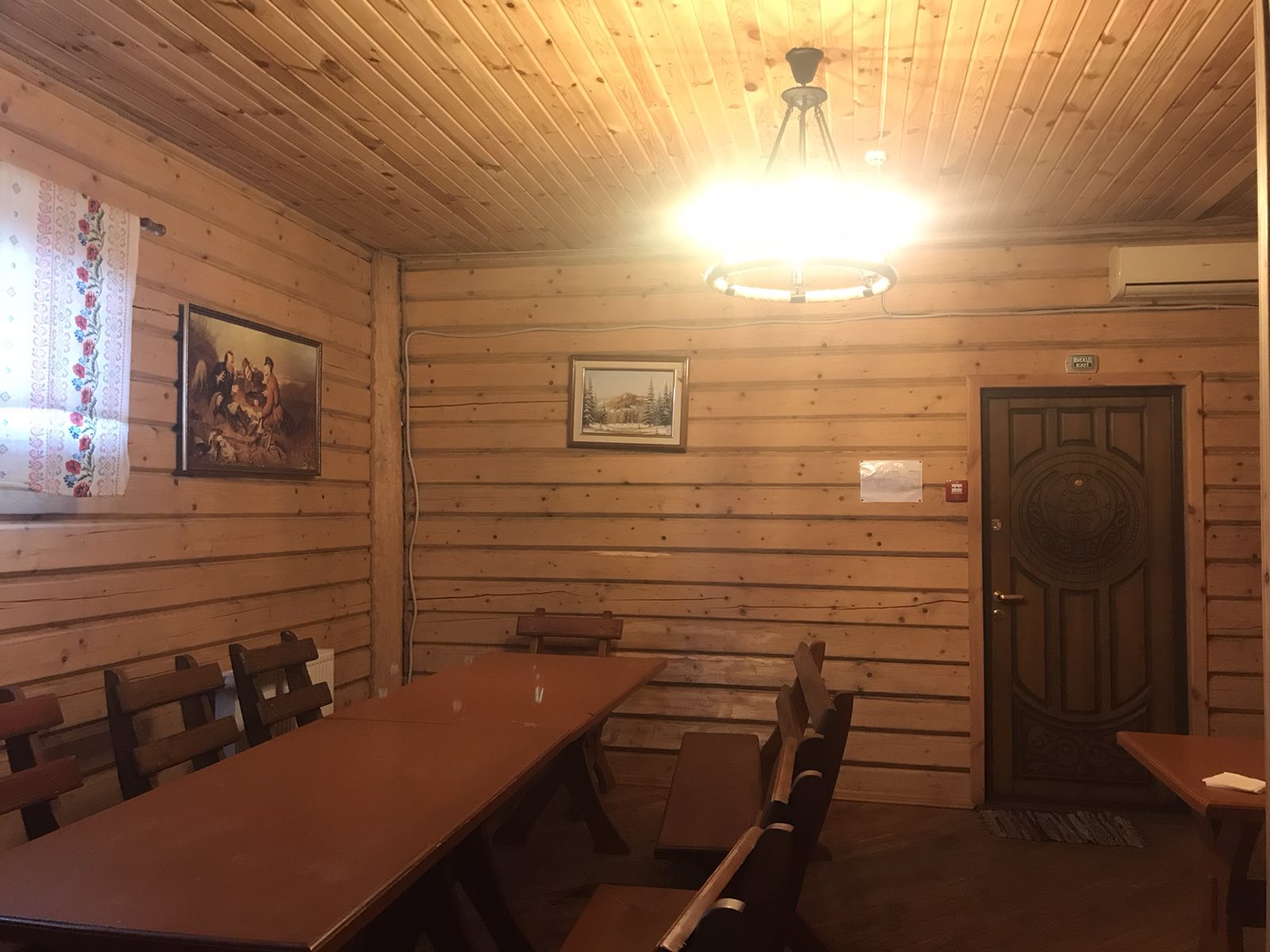Коммерческая недвижимость на ул. Столбовая, 1000 м², 350 000$ — FAKTOR