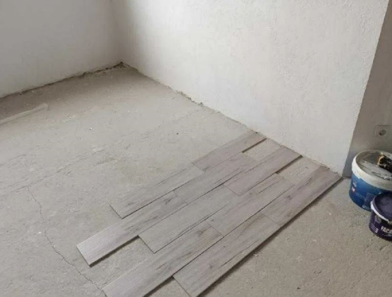 Квартира на вул. Салютная, 49 м², 26 000$ — FAKTOR