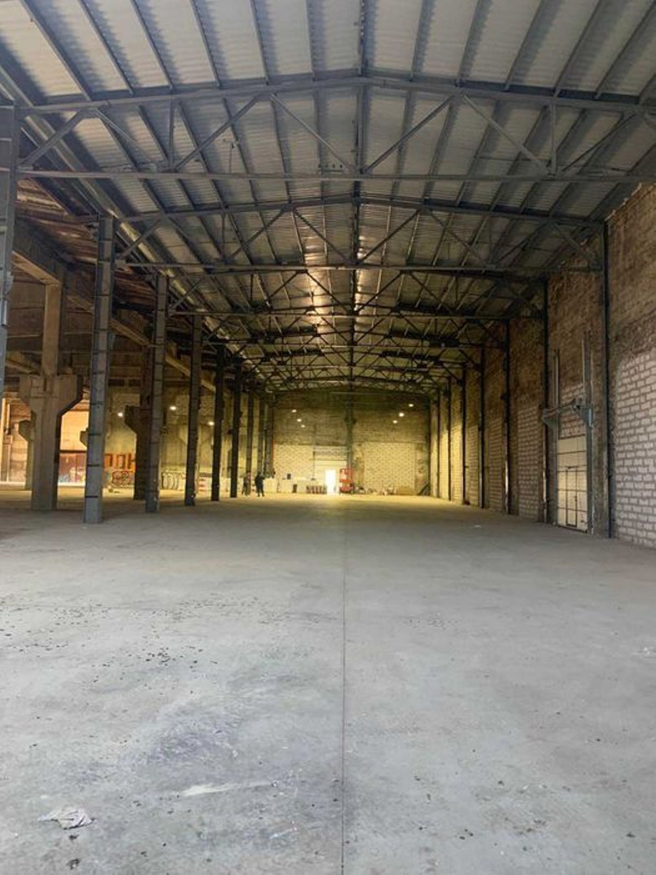 Комерційна нерухомість на вул. Косовская, 3500 м², 930 000$ — FAKTOR