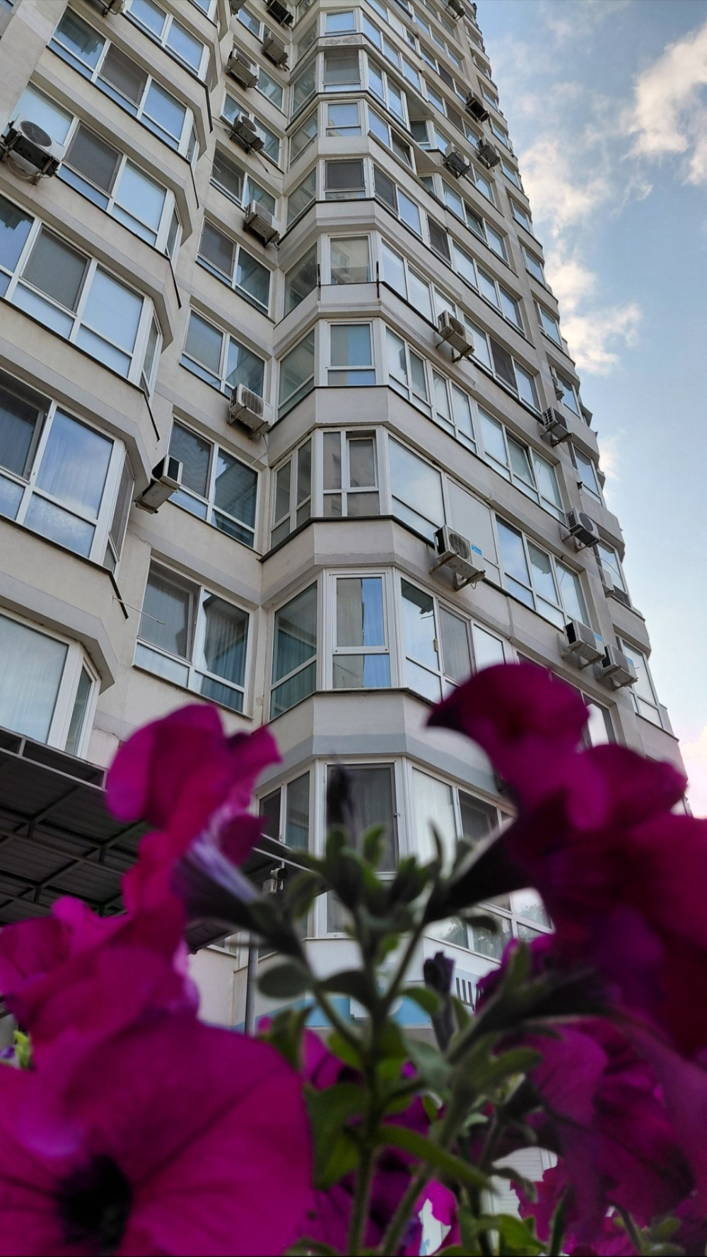 Квартира на ул. Глушко Академика проспект, 117 м², 89 900$ — FAKTOR