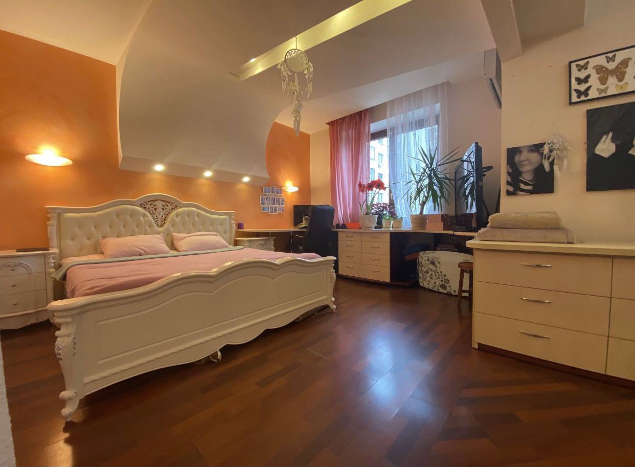 Квартира на ул. Шевченко проспект, 135 м², 270 000$ — FAKTOR