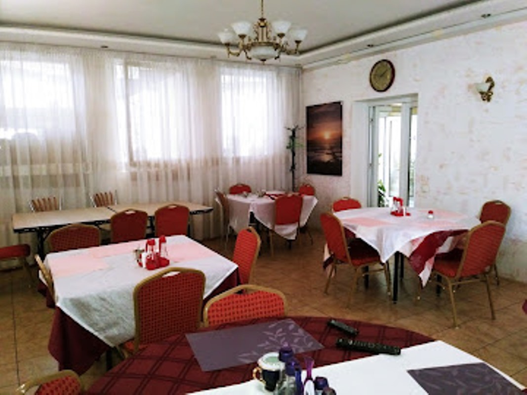 Коммерческая недвижимость на ул. Кооперативная, 900 м², 1 800 000$ — FAKTOR