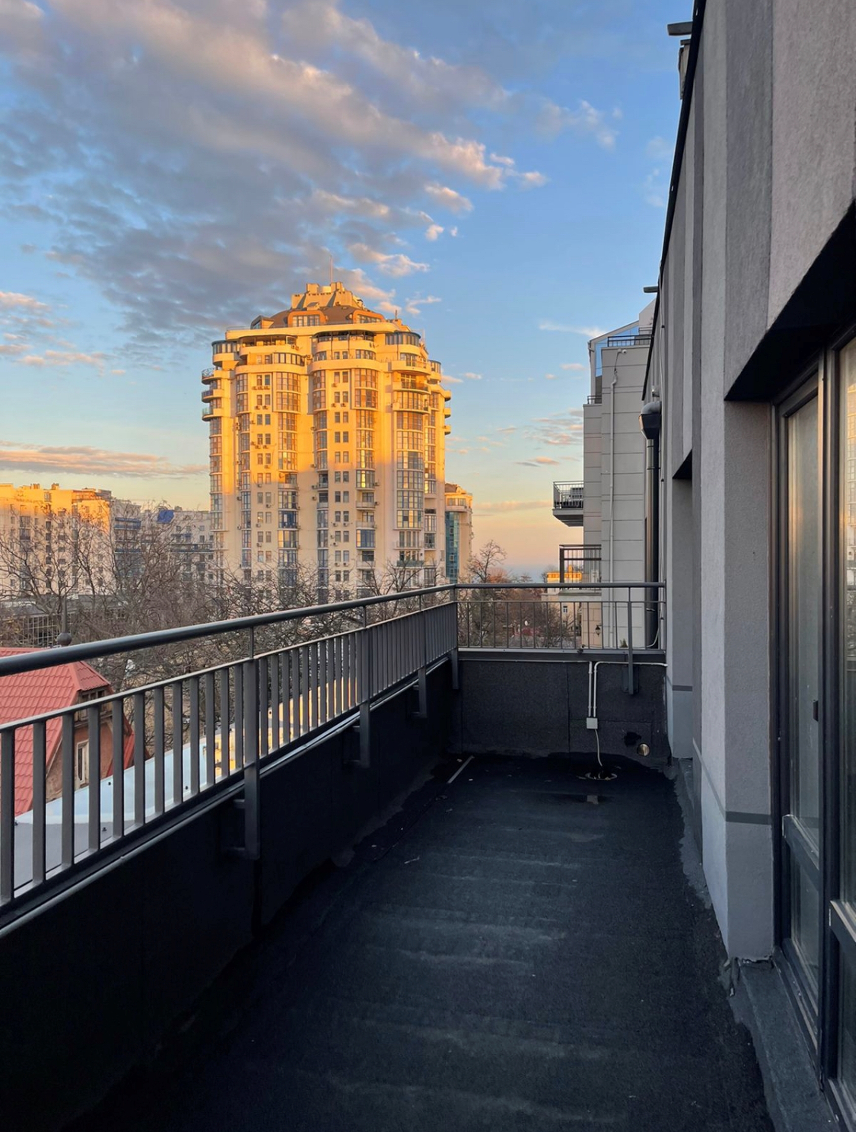 Квартира на ул. Отрадная, 80 м², 145 000$ — FAKTOR