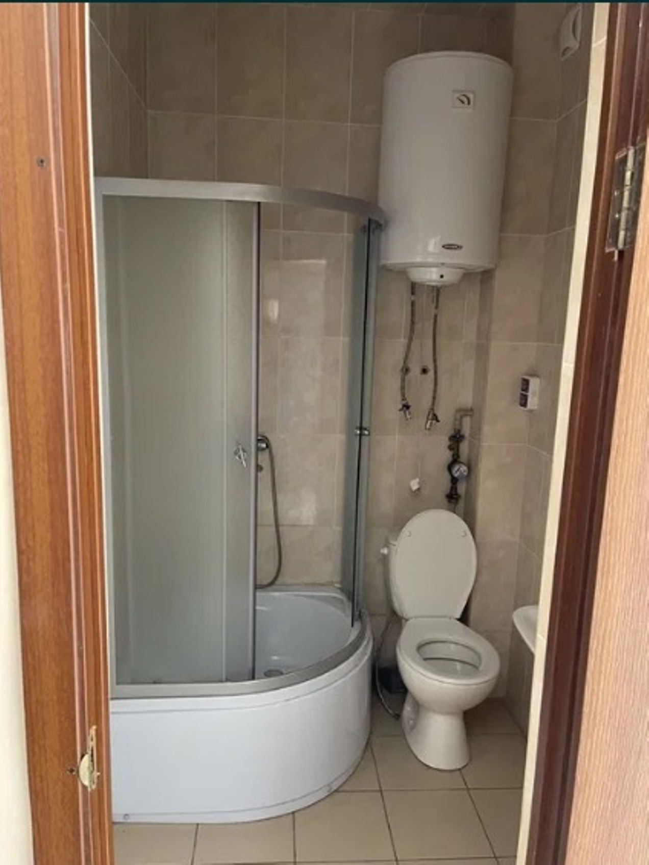 Коммерческая недвижимость на ул. Богдана Хмельницкого, 2919 м², 300 000$ — FAKTOR