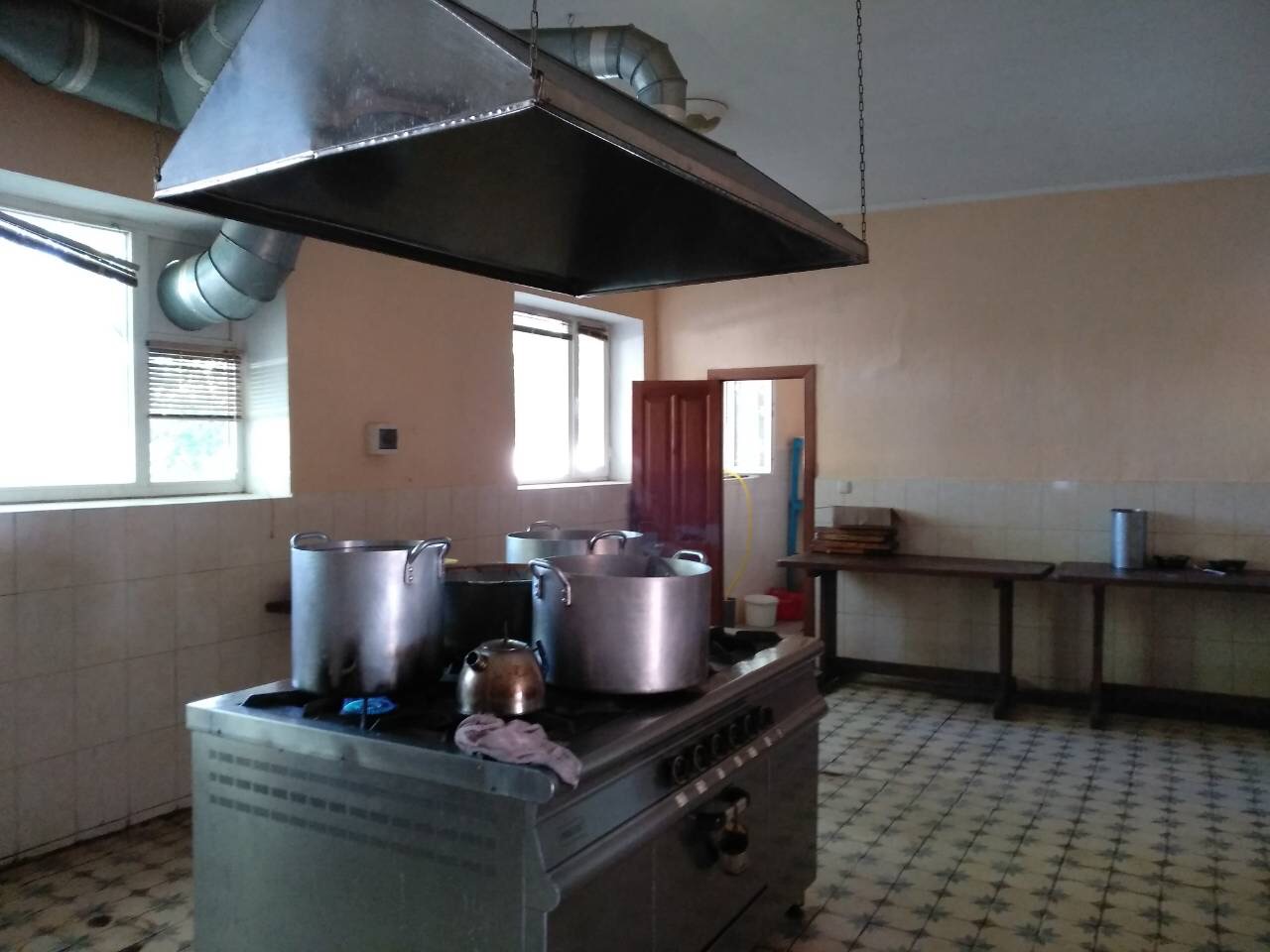 Коммерческая недвижимость на ул. Богдана Хмельницкого, 2919 м², 300 000$ — FAKTOR