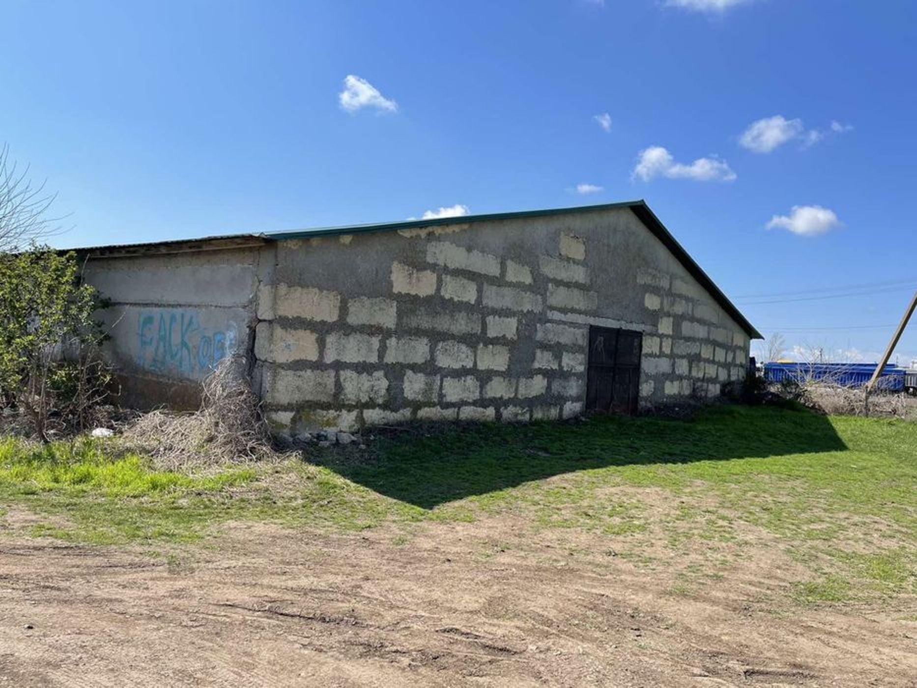 Коммерческая недвижимость на ул. Маякская, 2000 м², 195 000$ — FAKTOR