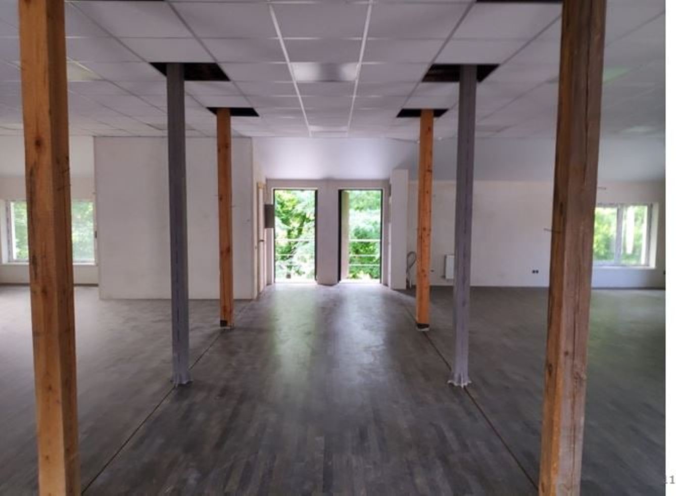 Коммерческая недвижимость на ул. Александровский проспект, 330 м², 330 000$ — FAKTOR