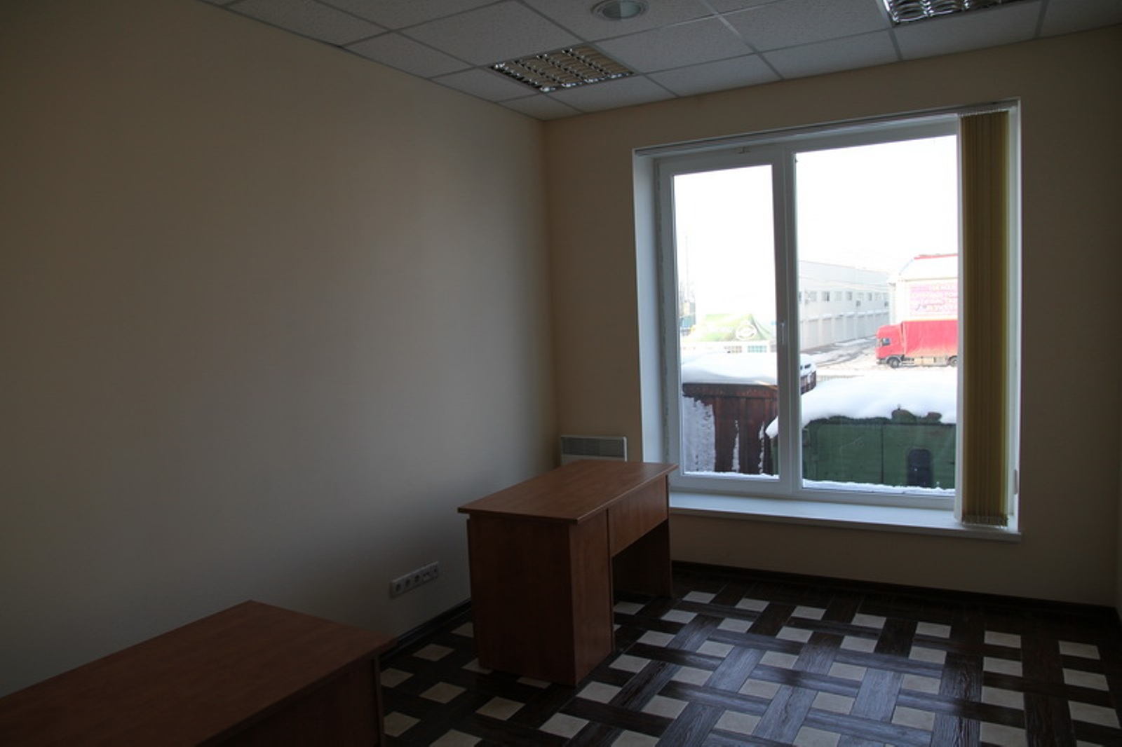 Коммерческая недвижимость на ул. Старокиевское шоссе 19-й км, 1000 м², 580 000$ — FAKTOR