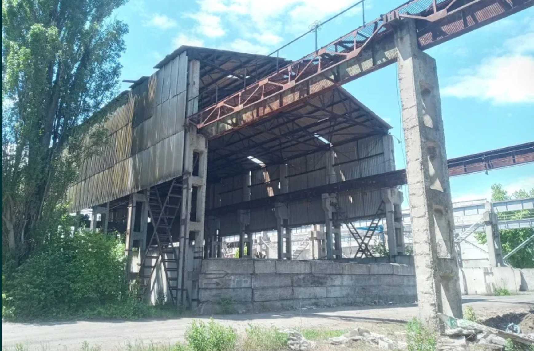 Комерційна нерухомість на вул. Старокиевское шоссе 21-й км, 3202 м², 1 250 000$ — FAKTOR