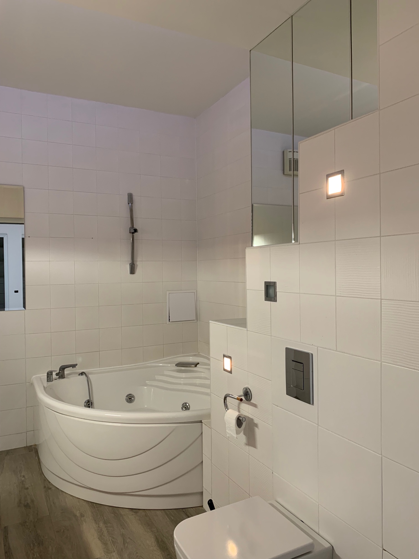 Квартира на ул. Дунаева пер, 202 м², 320 000$ — FAKTOR