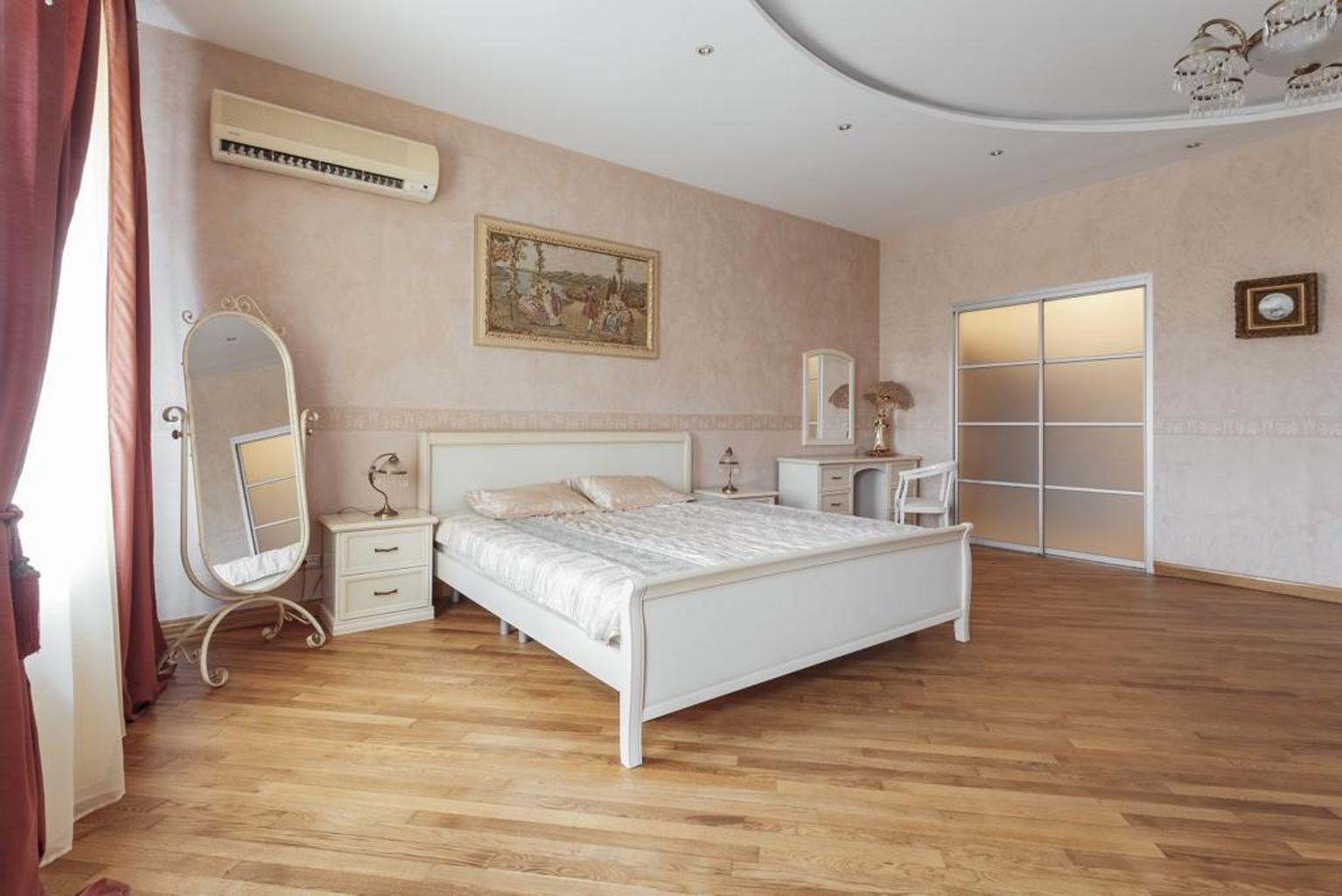 Квартира на ул. Юрия Олеши, 213 м², 350 000$ — FAKTOR