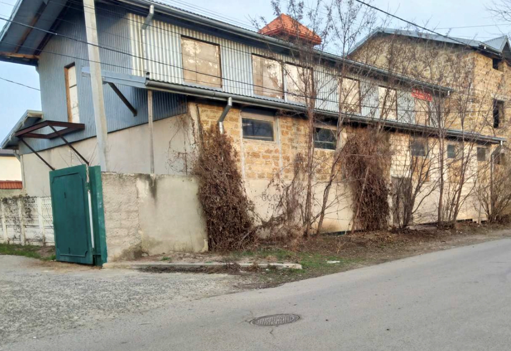Коммерческая недвижимость на ул. Долгая, 591 м², 89 000$ — FAKTOR