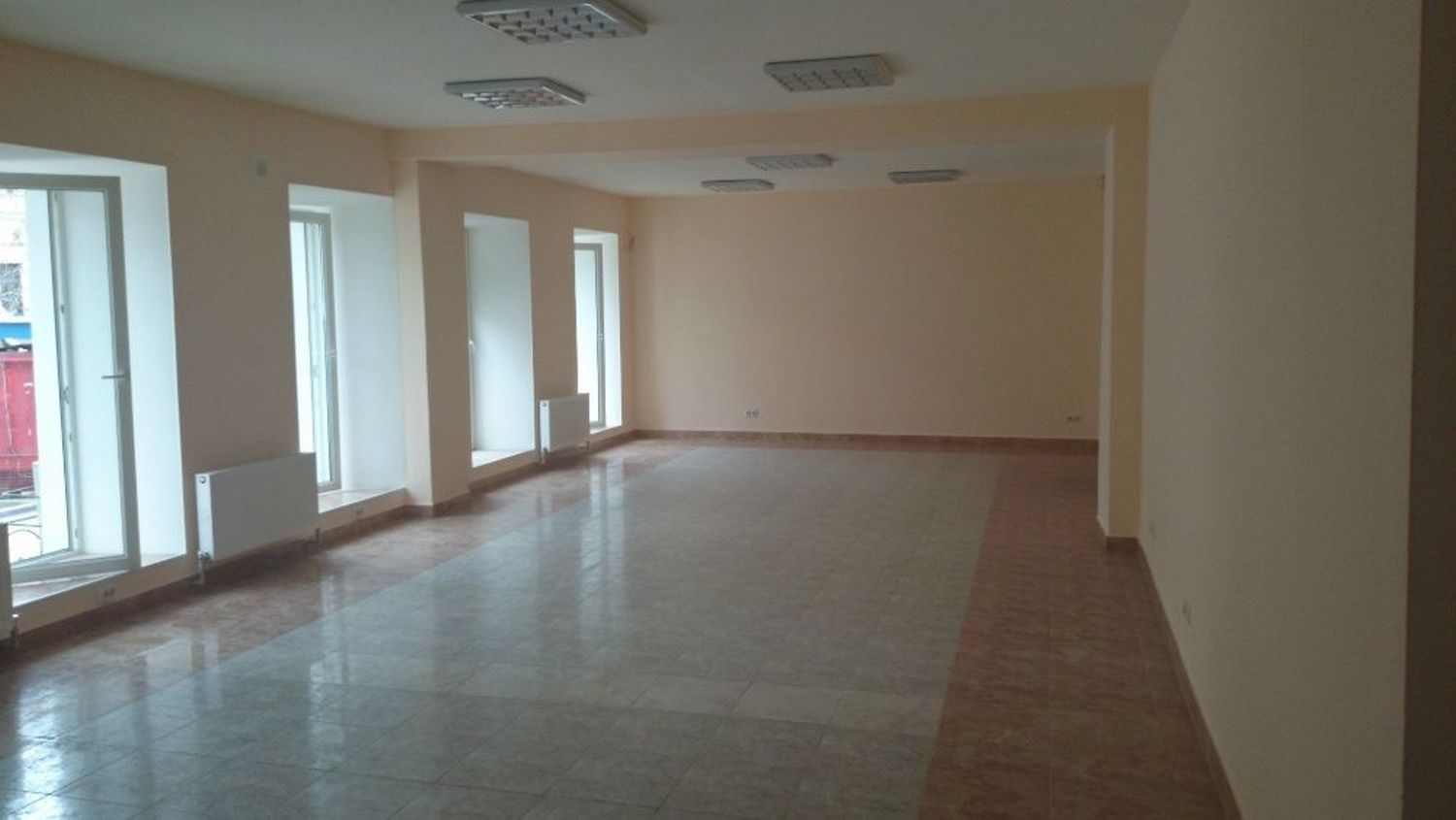 Коммерческая недвижимость на ул. Дворянская, 180 м², 360 000$ — FAKTOR