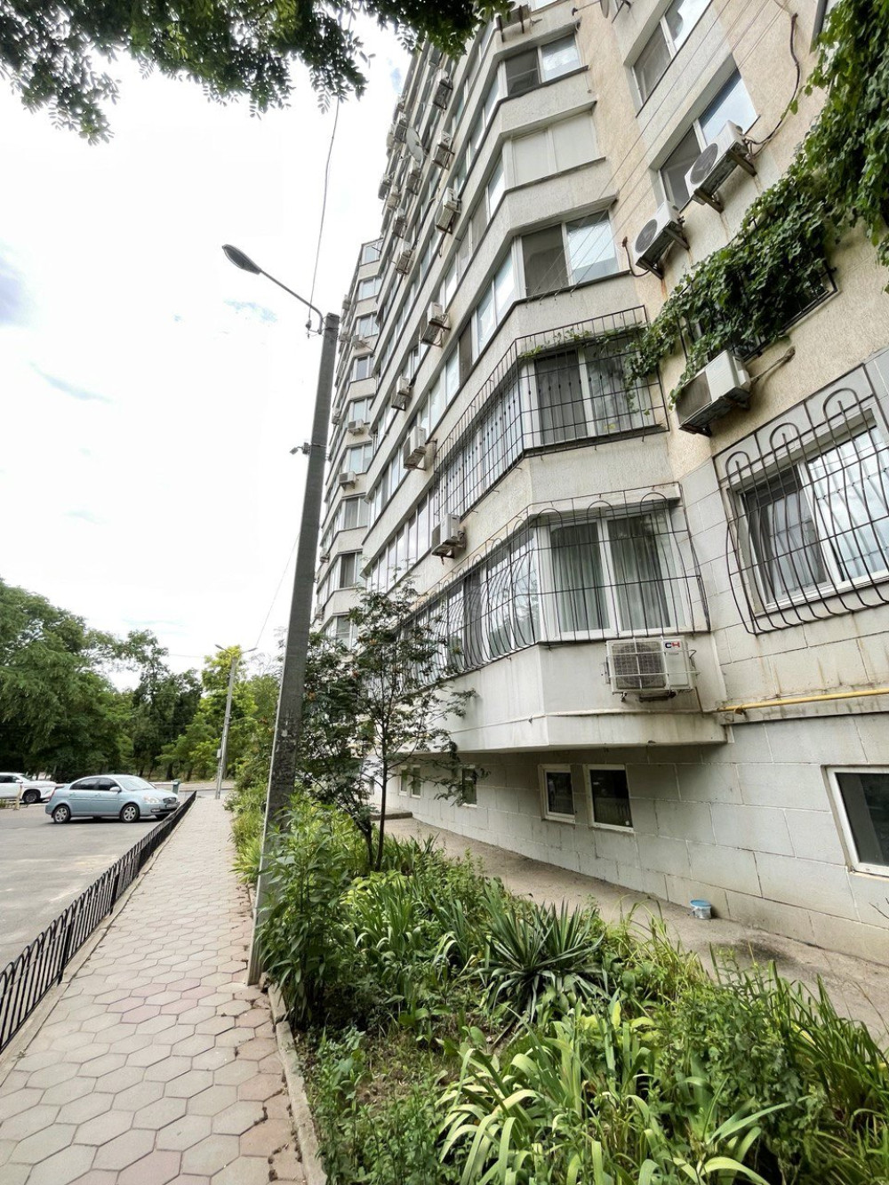 Квартира на вул. Маловского, 98 м², 80 000$ — FAKTOR