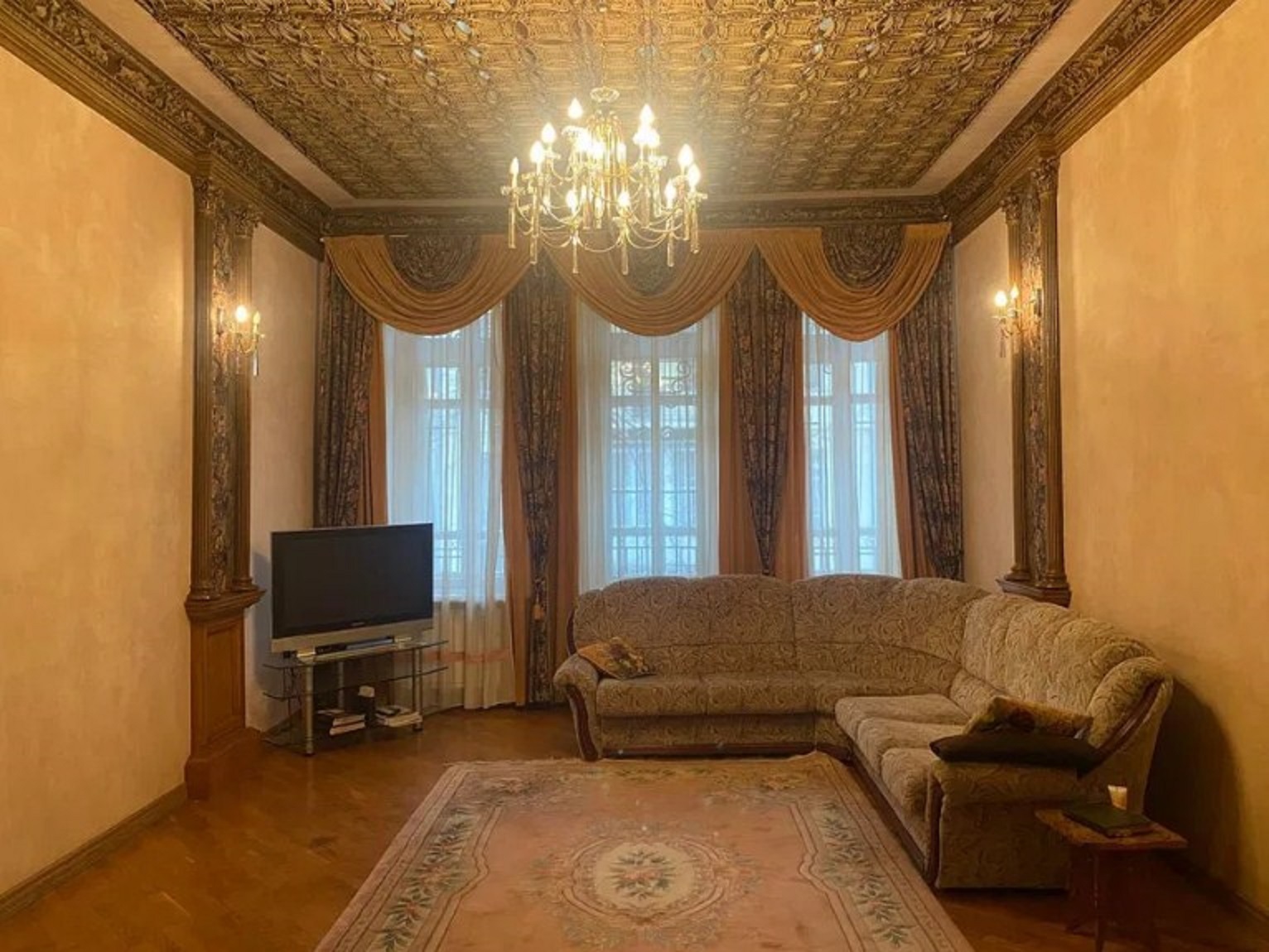 Квартира на ул. Пироговская, 140 м², 120 000$ — FAKTOR
