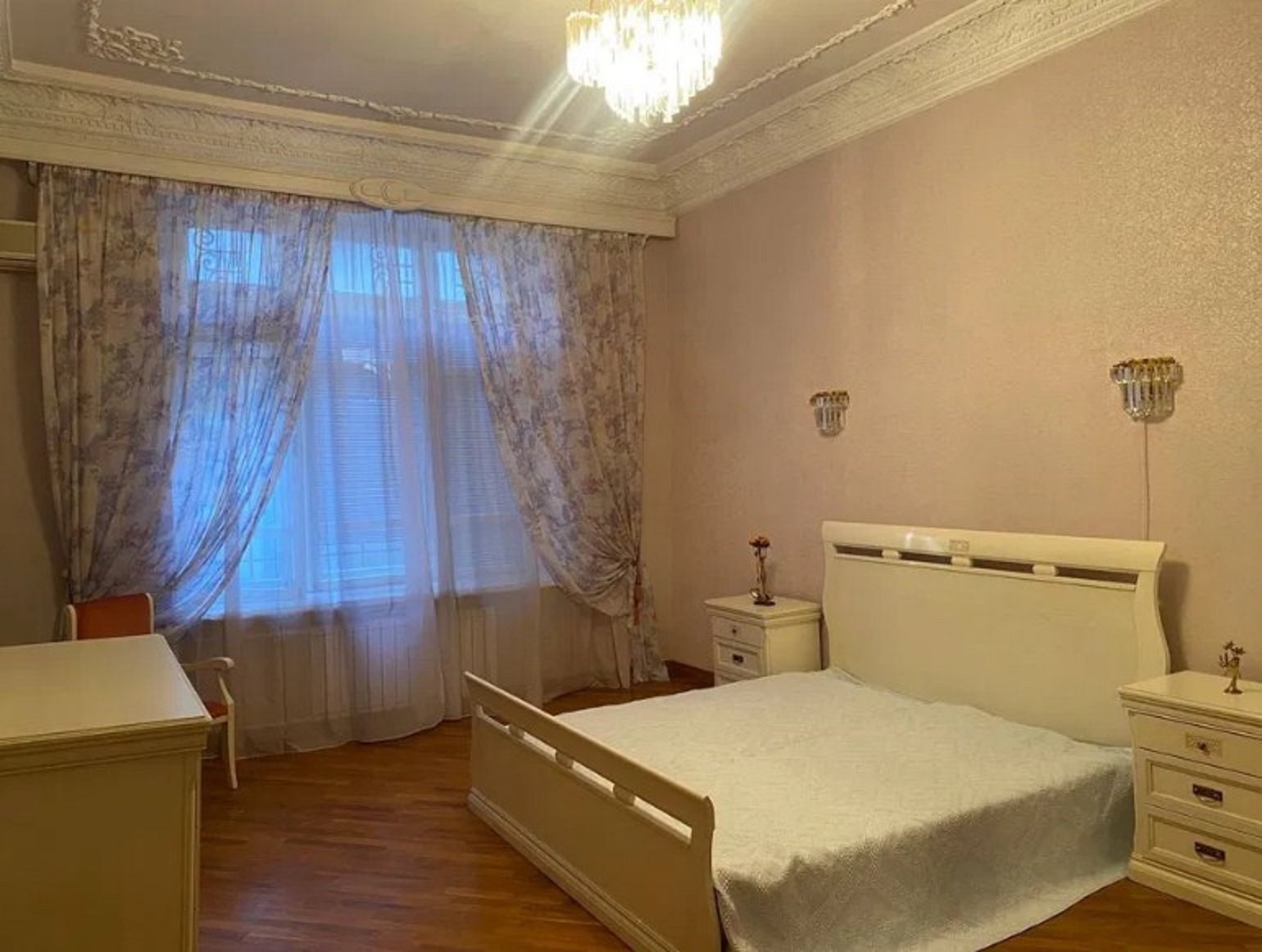 Квартира на ул. Пироговская, 140 м², 120 000$ — FAKTOR