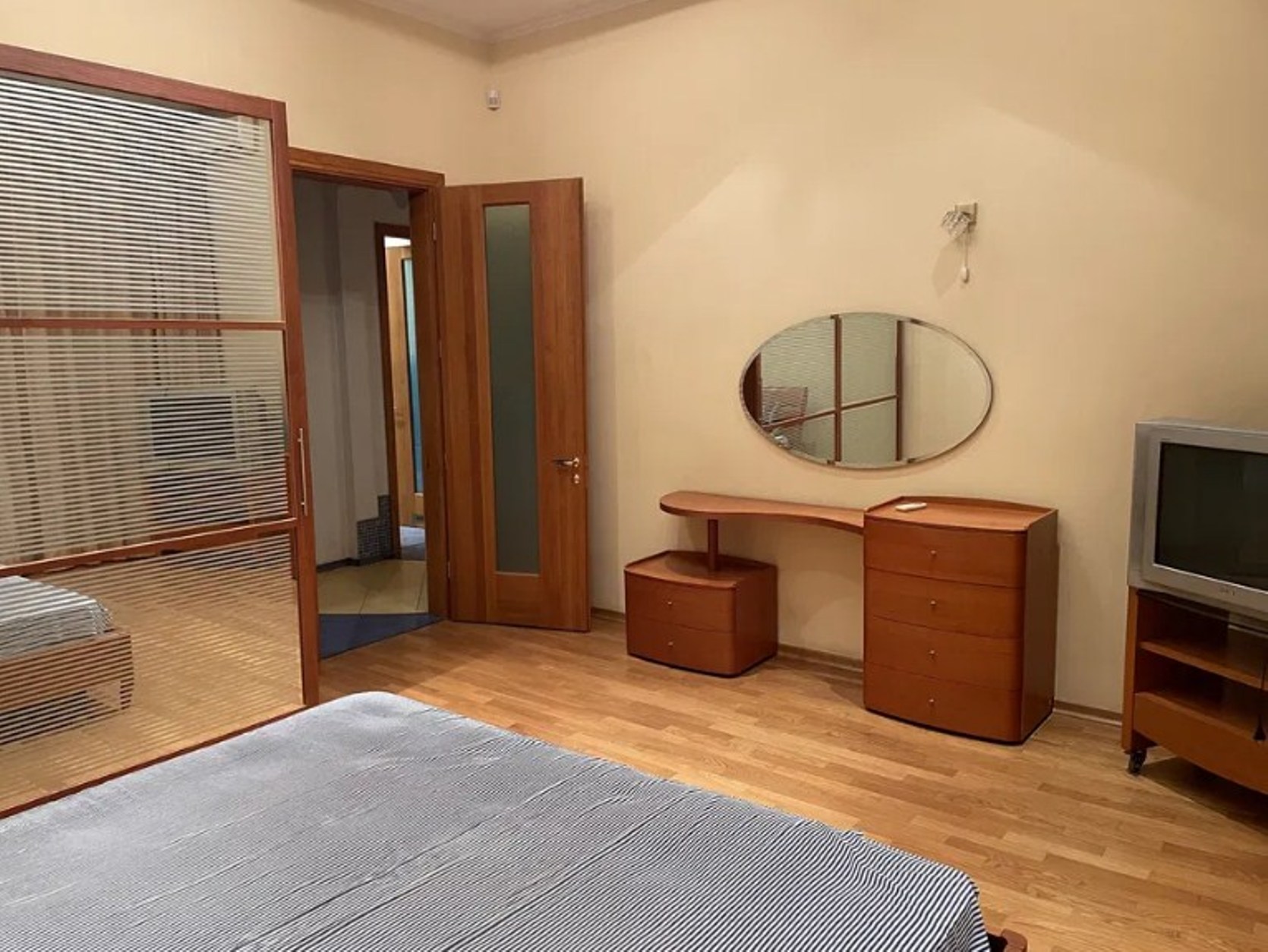 Квартира на вул. Пироговская, 293 м², 140 000$ — FAKTOR