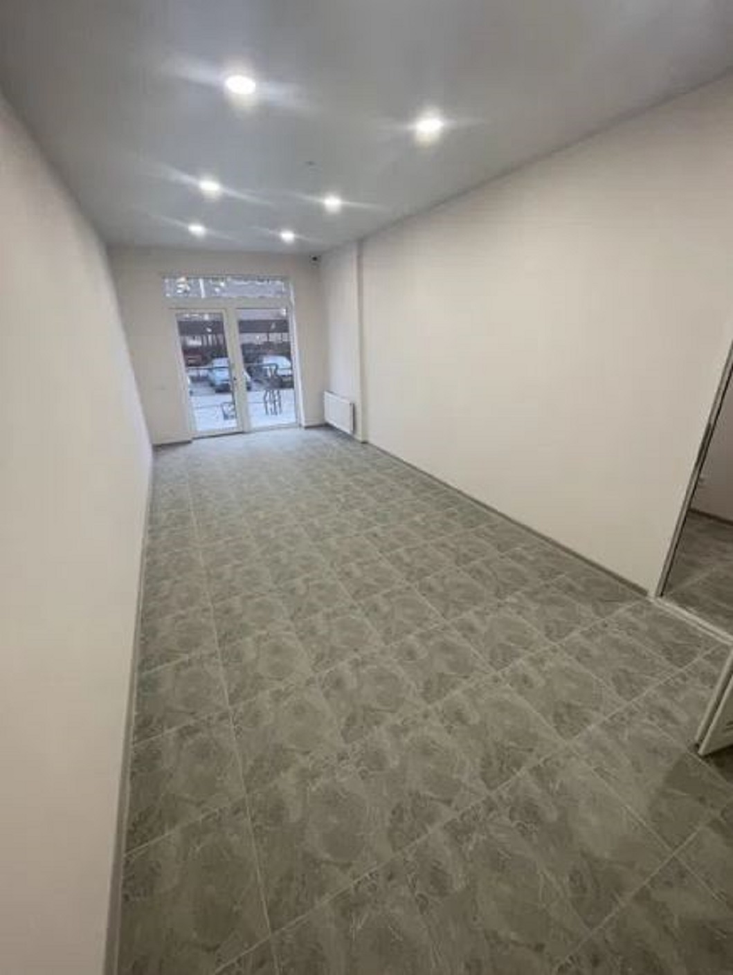 Коммерческая недвижимость на ул. Жемчужная, 47 м², 95 000$ — FAKTOR