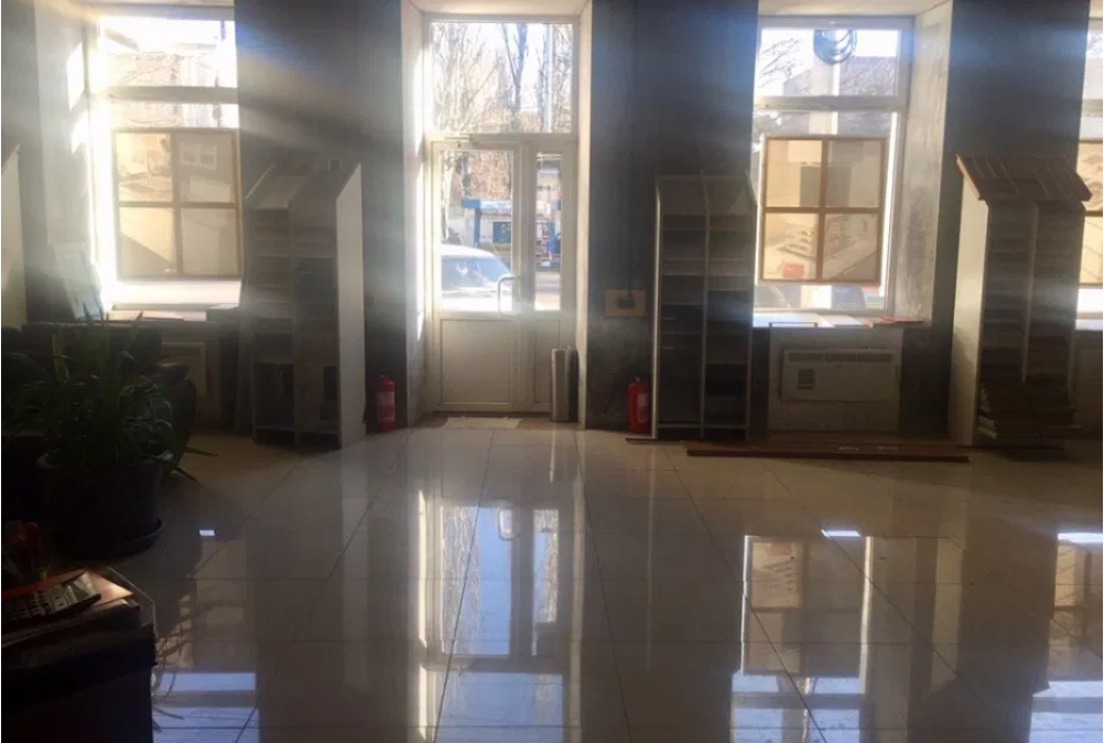 Коммерческая недвижимость на ул. Николаевская дорога, 404 м², 164 000$ — FAKTOR