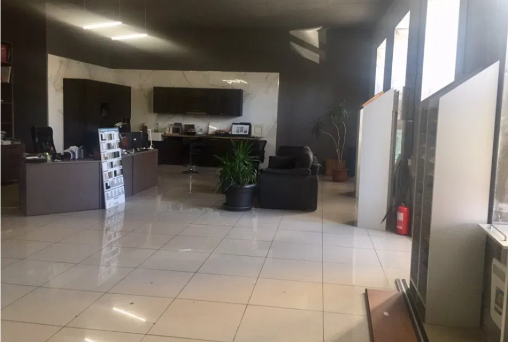 Коммерческая недвижимость на ул. Николаевская дорога, 404 м², 164 000$ — FAKTOR