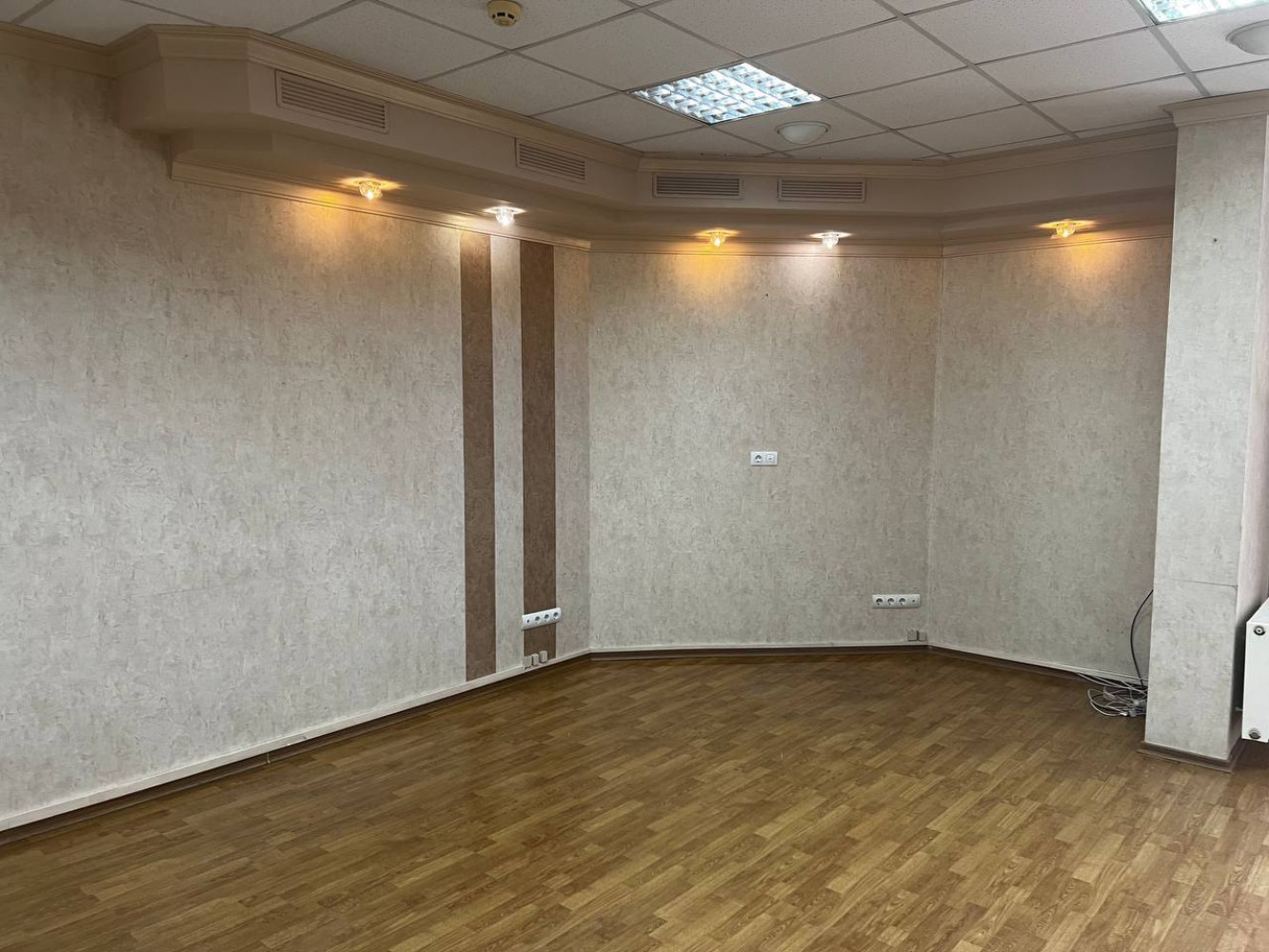 Коммерческая недвижимость на ул. Жуковского, 56 м², 150 000$ — FAKTOR