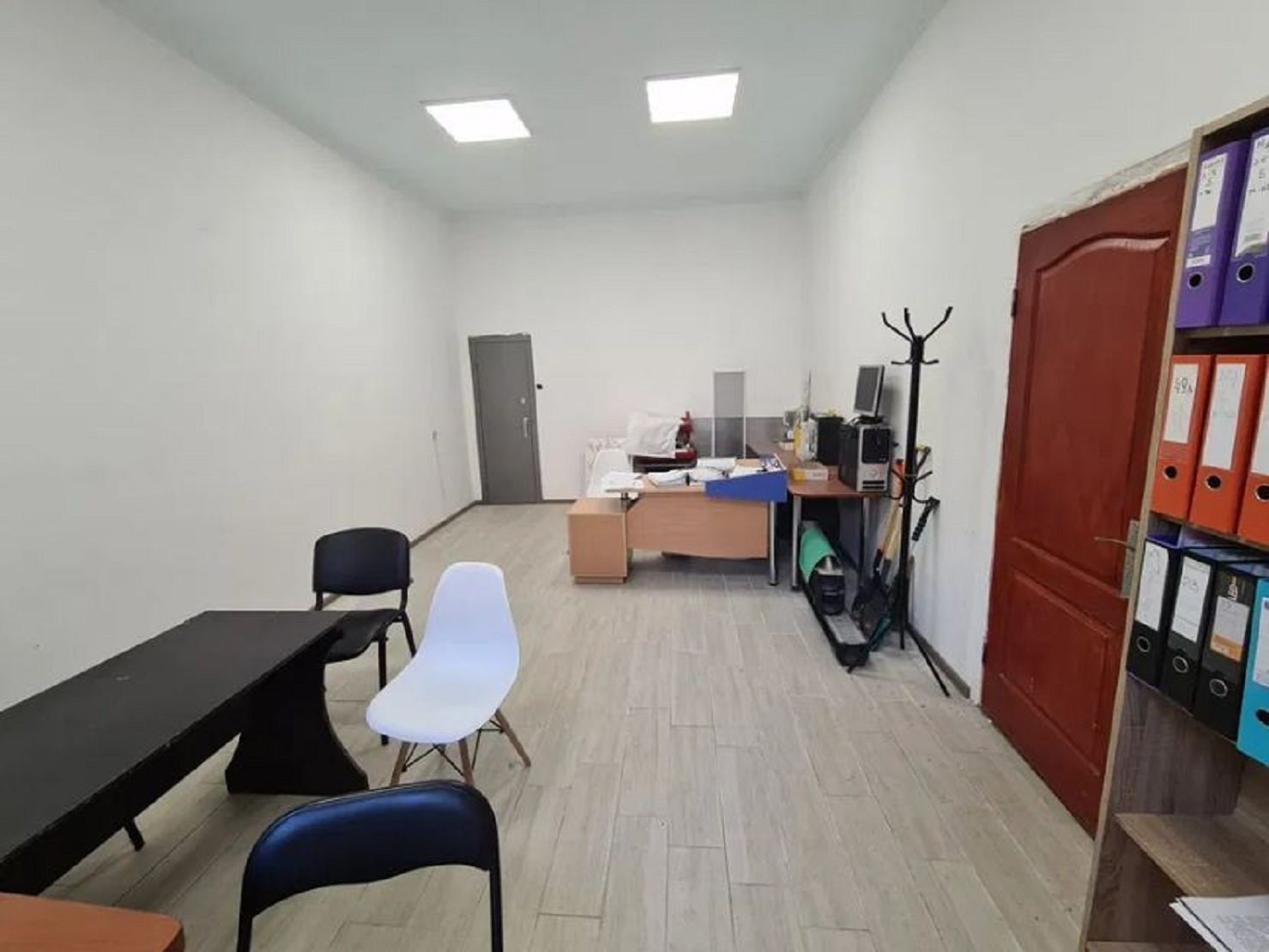 Коммерческая недвижимость на ул. Героев обороны Одессы, 40 м², 25 000$ — FAKTOR
