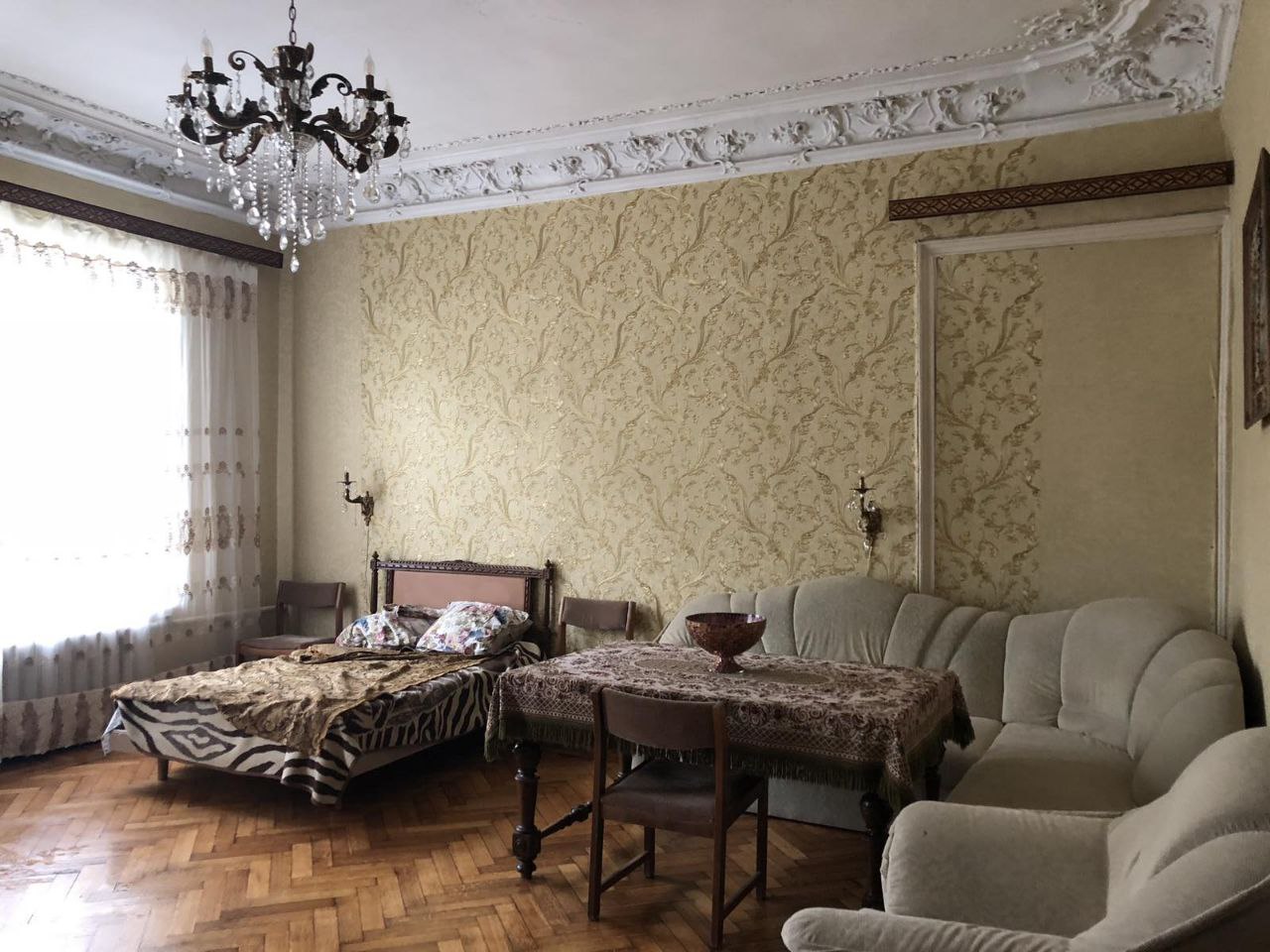 Квартира на ул. Базарная, 146 м², 105 000$ — FAKTOR