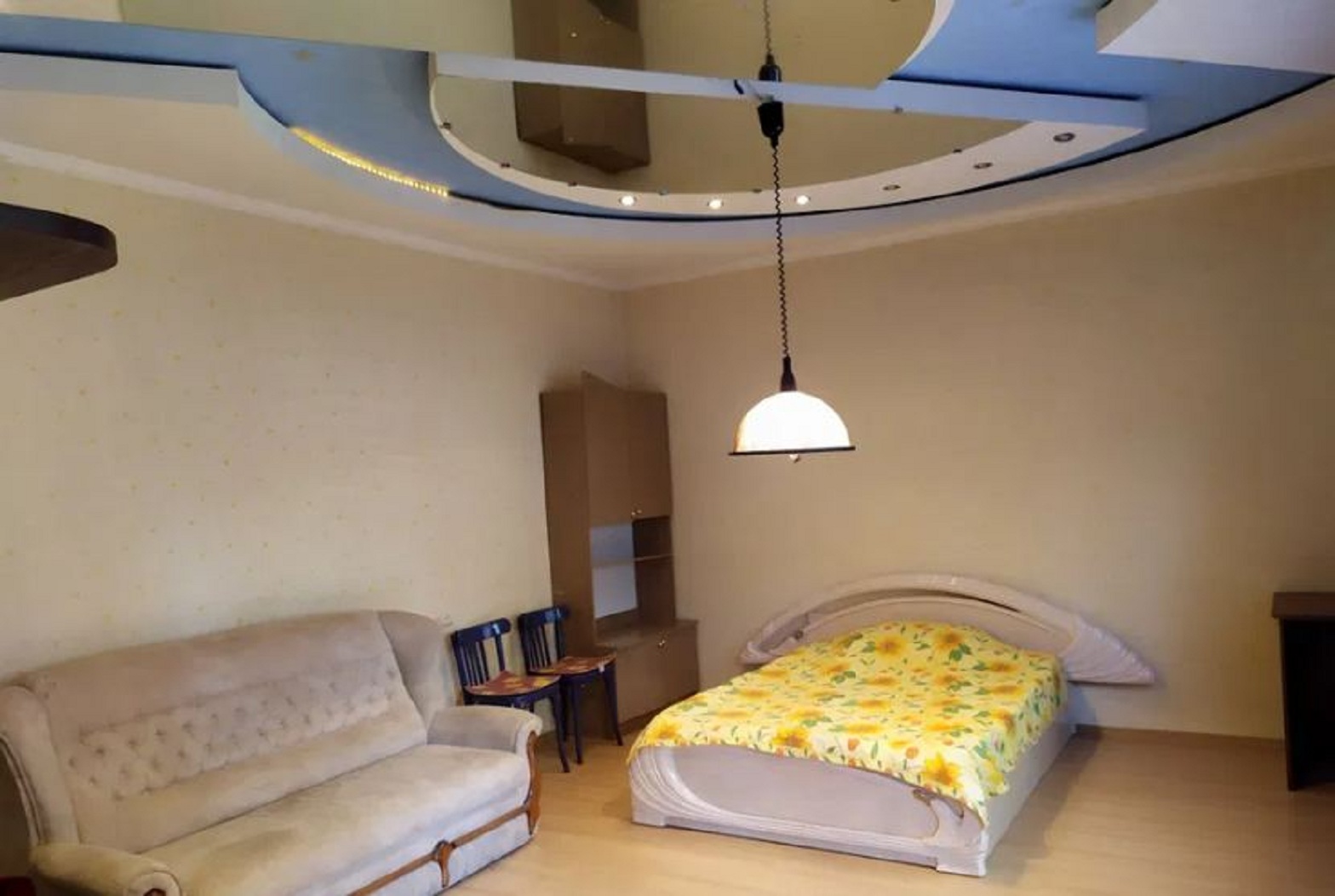 Будинок на вул. Глиняная, 250 м², 200 000$ — FAKTOR