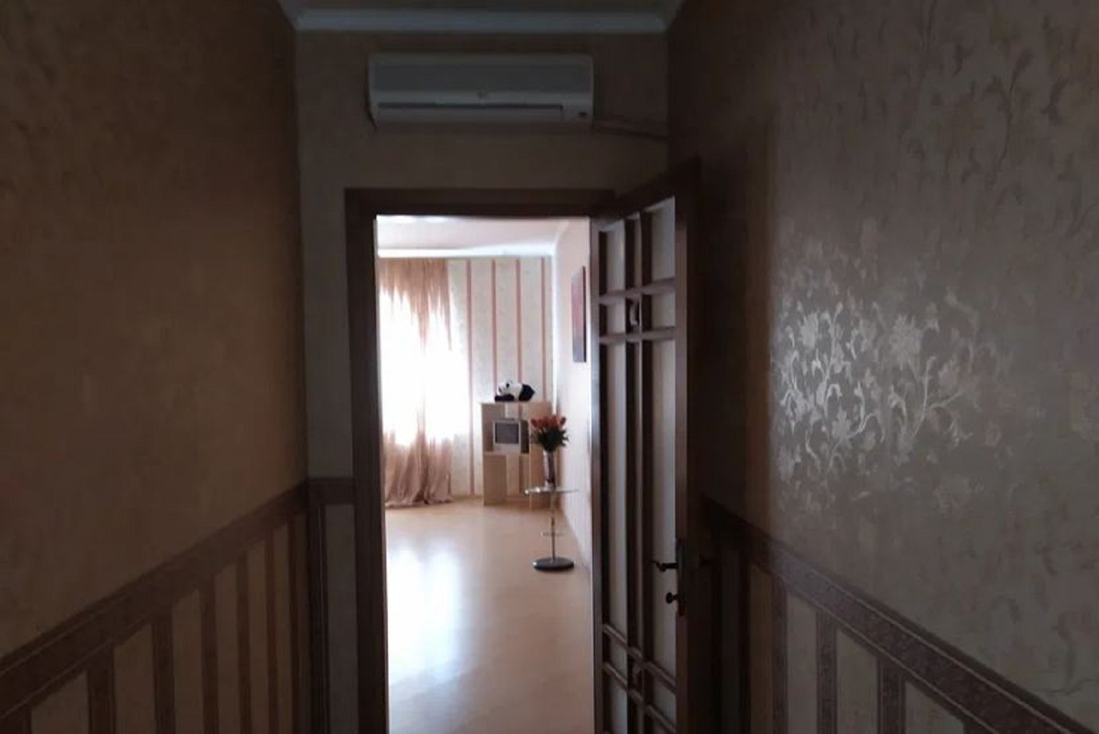 Будинок на вул. Глиняная, 250 м², 200 000$ — FAKTOR