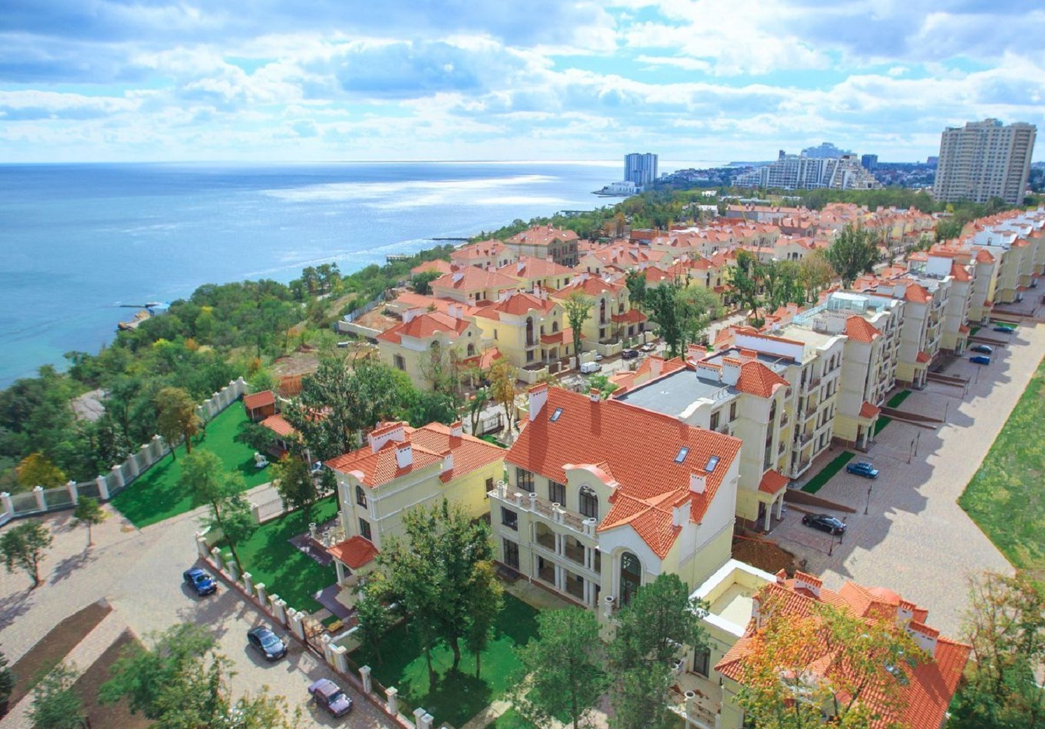 Дом на ул. Французский бульвар, 584 м², 2 000 000$ — FAKTOR