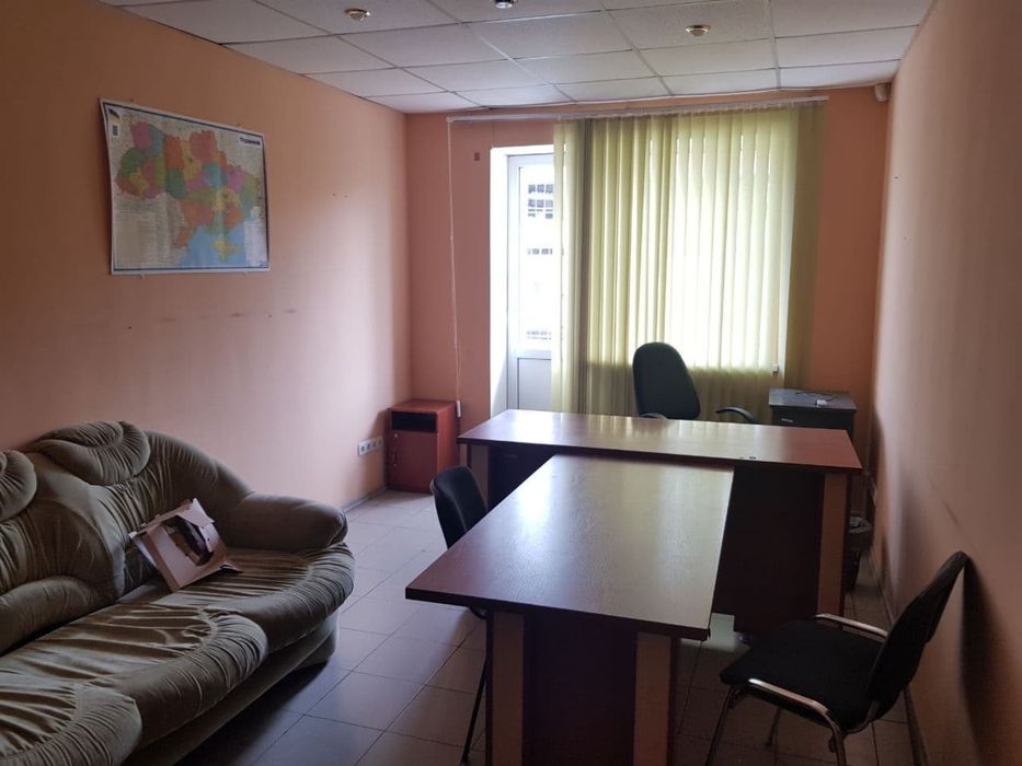 Коммерческая недвижимость на ул. Косовская, 1354 м², 240 000$ — FAKTOR