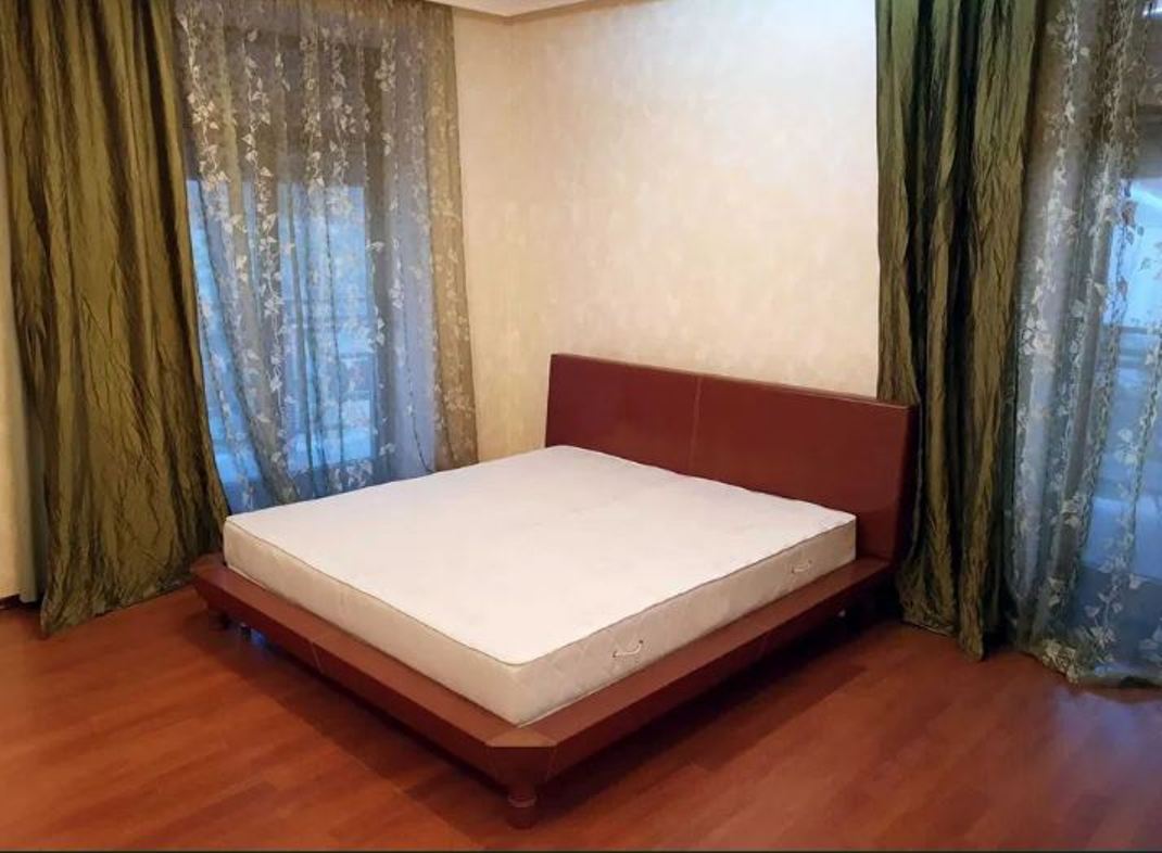 Дом на ул. Куприна, 650 м², 1 100 000$ — FAKTOR