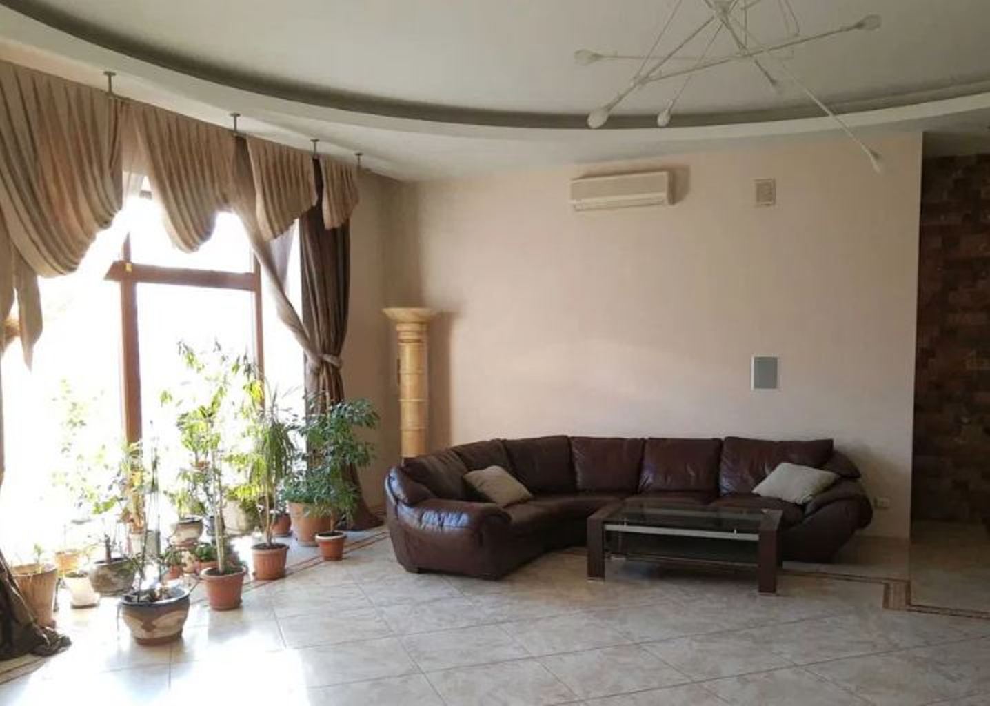 Дом на ул. Куприна, 650 м², 1 100 000$ — FAKTOR