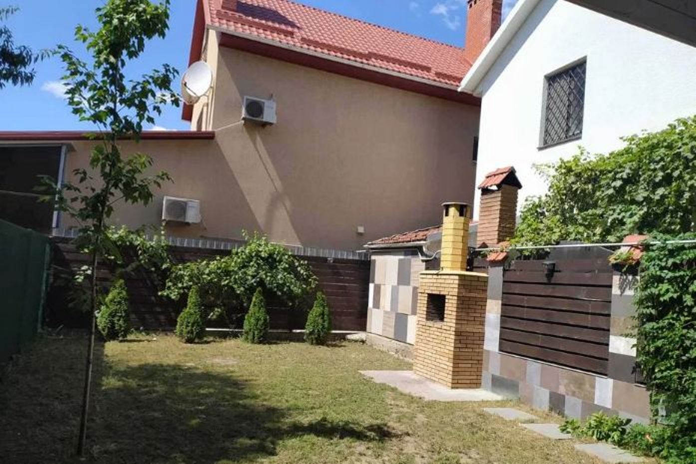 Дом на ул. Садовая, 150 м², 185 000$ — FAKTOR