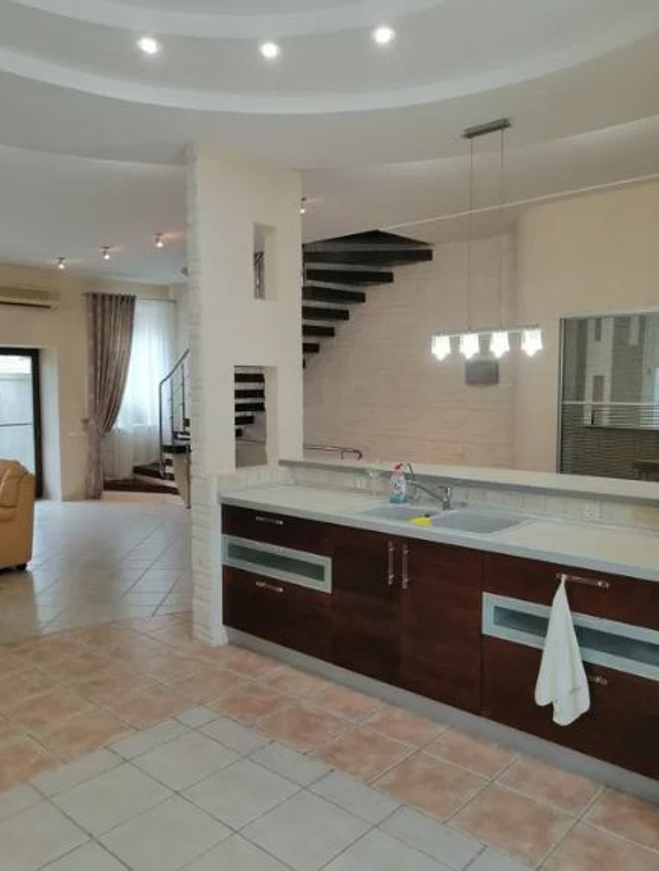 Будинок на вул. Педагогическая, 201 м², 360 000$ — FAKTOR