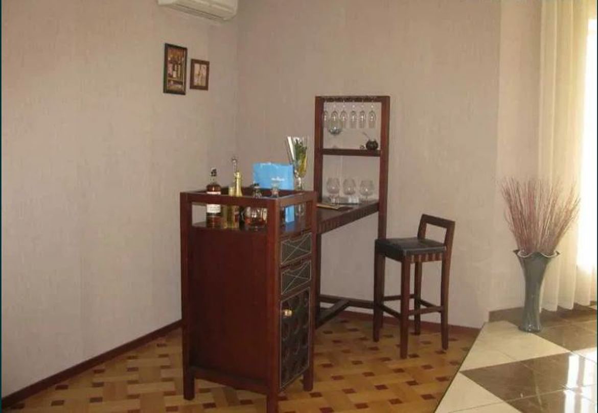 Будинок на вул. Долгая, 350 м², 320 000$ — FAKTOR